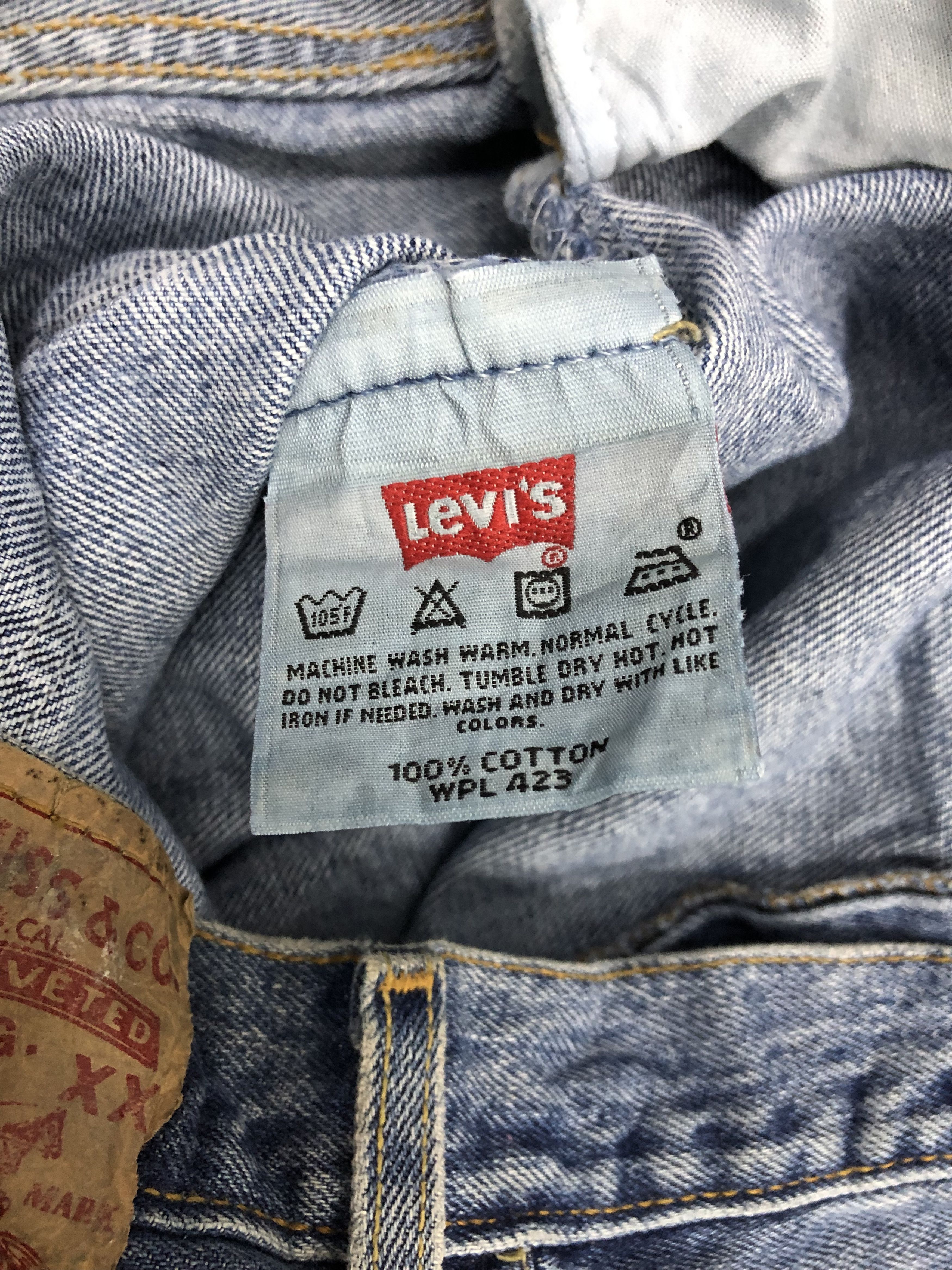Levi's Vintage 90s Levis 501 Light Wash Dirty Jeans DP0976 Size US 36 / EU 52 - 6 Thumbnail
