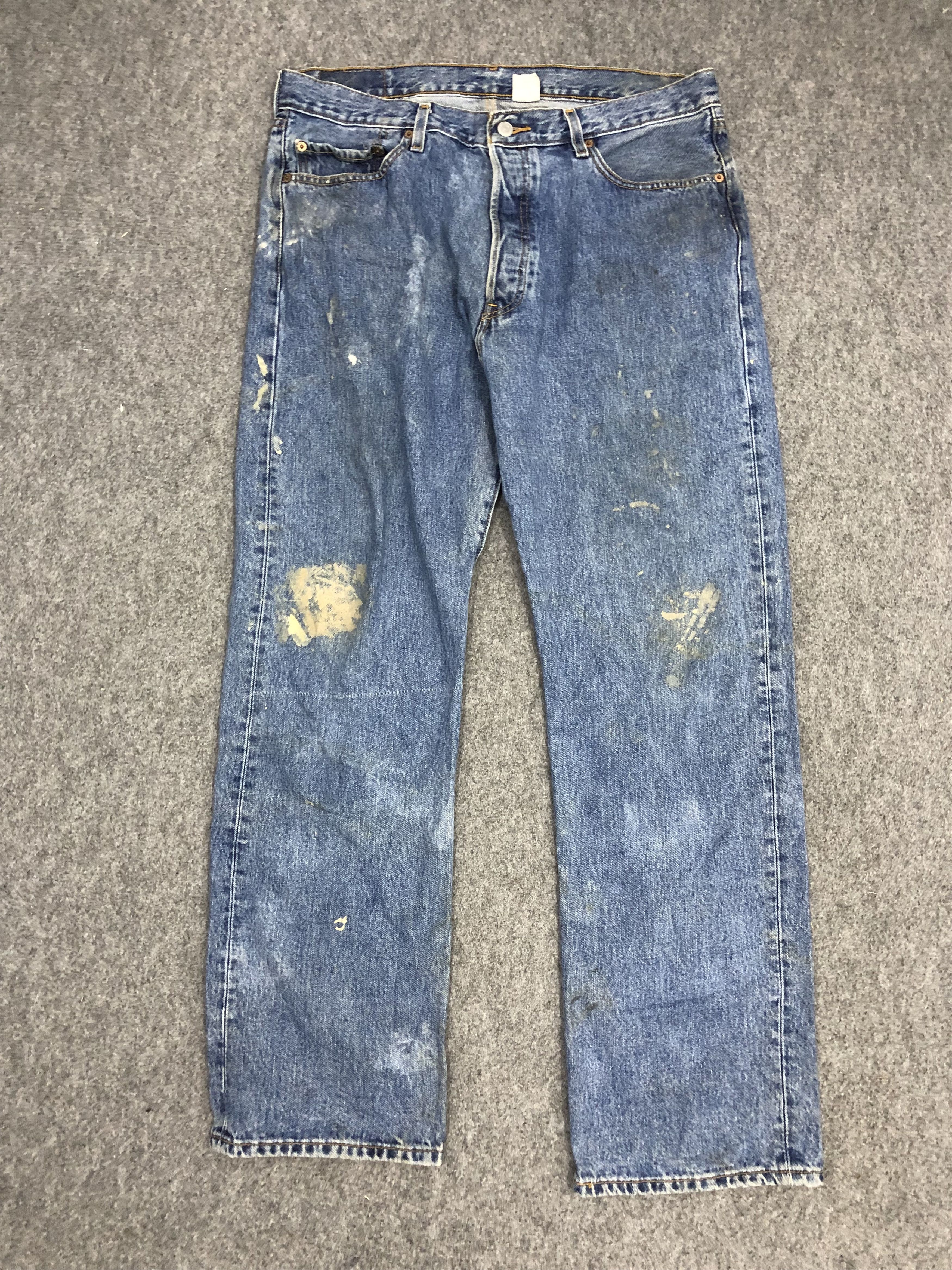 Levi's Vintage 90s Levis 501 Light Wash Dirty Jeans DP0976 Size US 36 / EU 52 - 1 Thumbnail