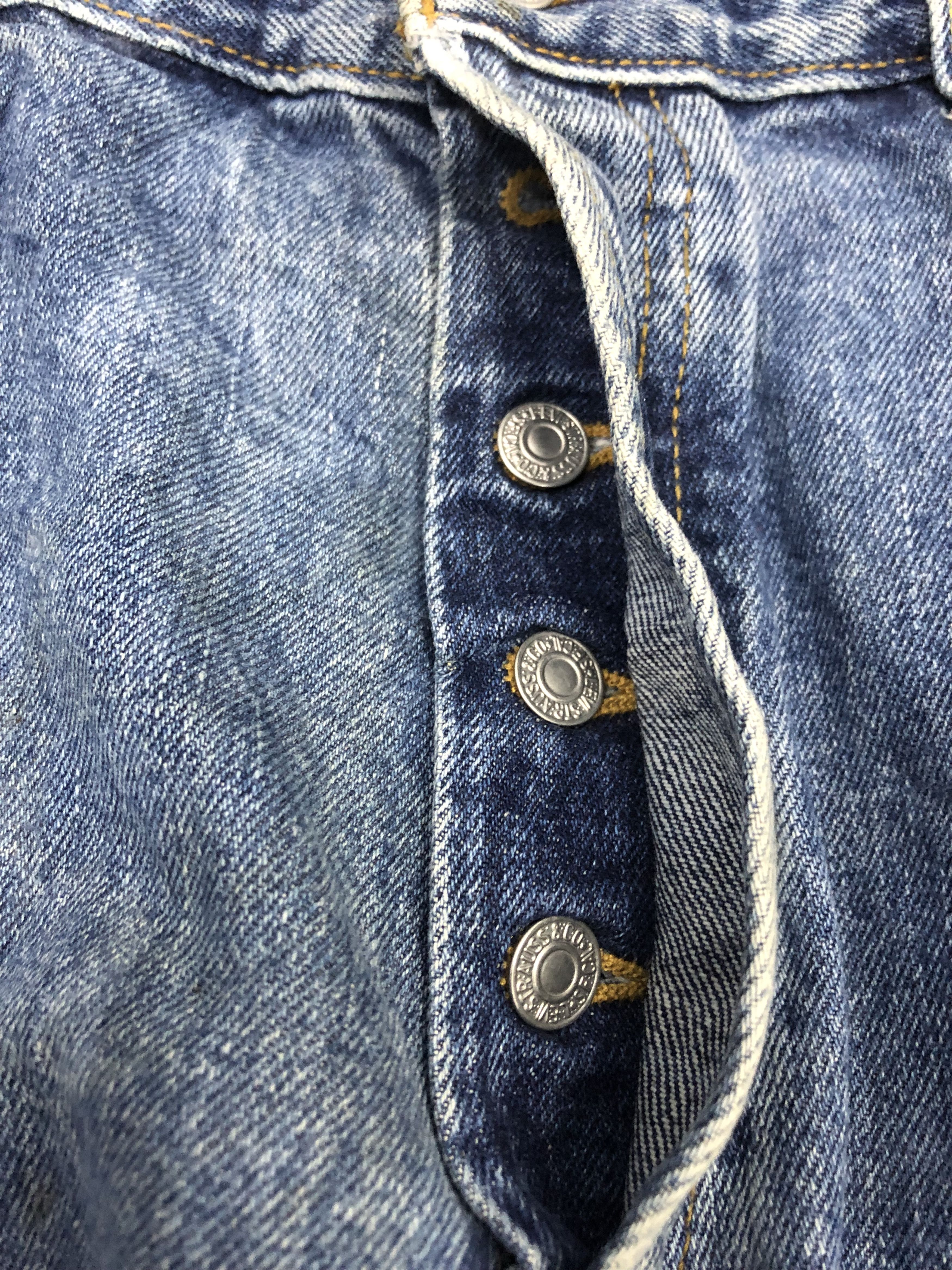 Levi's Vintage 90s Levis 501 Light Wash Dirty Jeans DP0976 Size US 36 / EU 52 - 11 Thumbnail