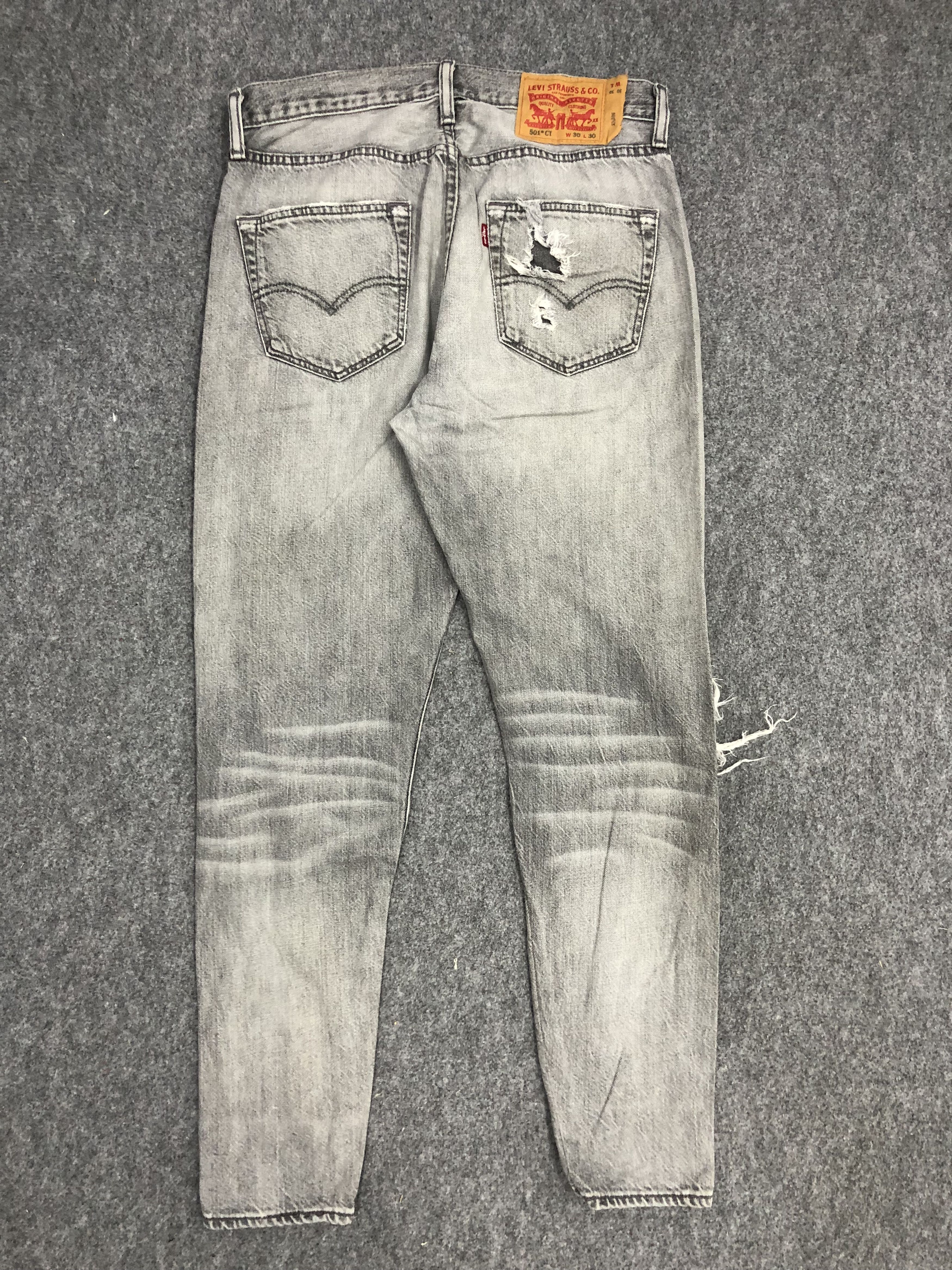 Levi's Vintage Levis 501 Light Wash Jeans DP0975 Size US 30 / EU 46 - 3 Thumbnail