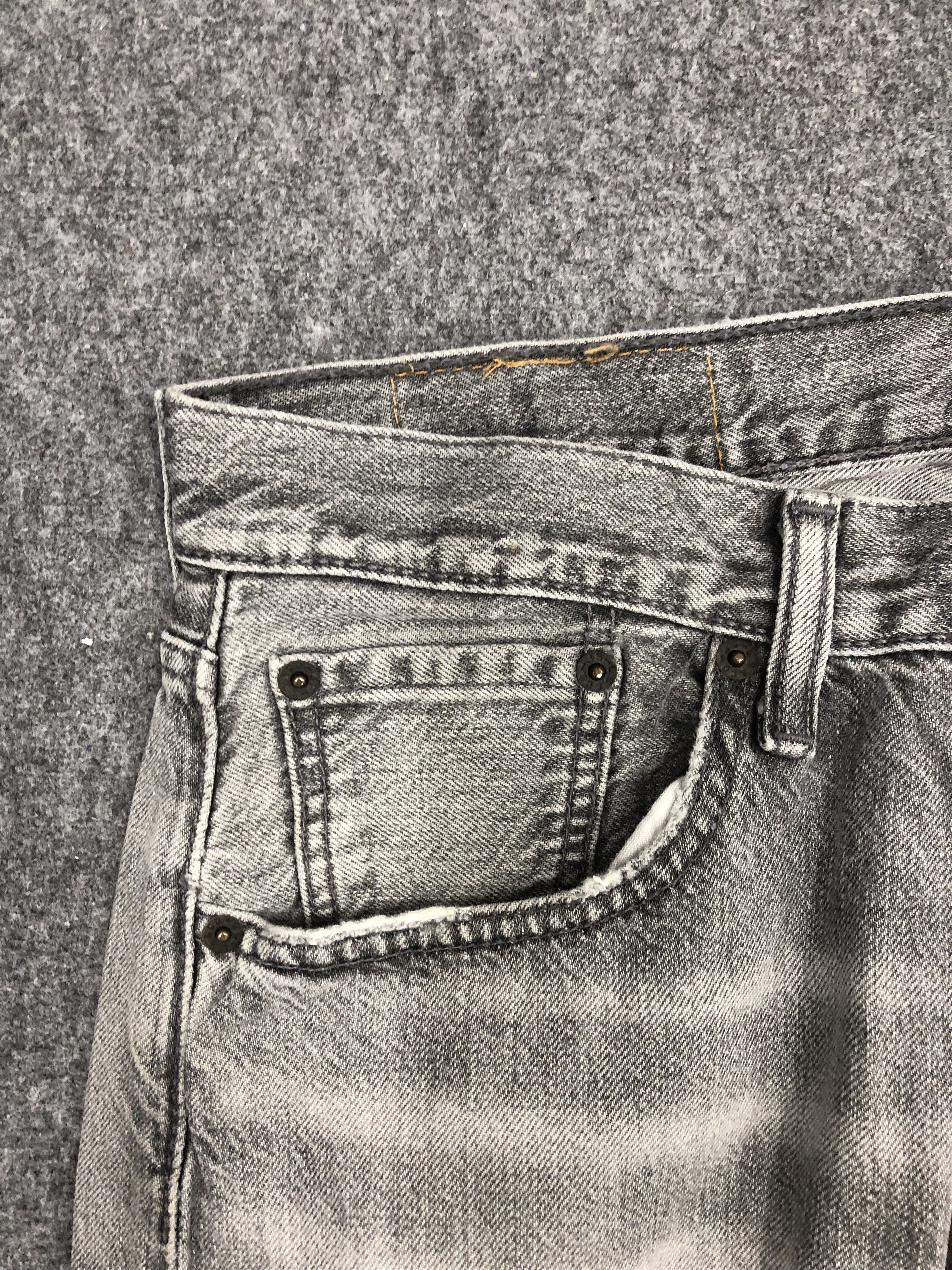 Levi's Vintage Levis 501 Light Wash Jeans DP0975 Size US 30 / EU 46 - 9 Thumbnail