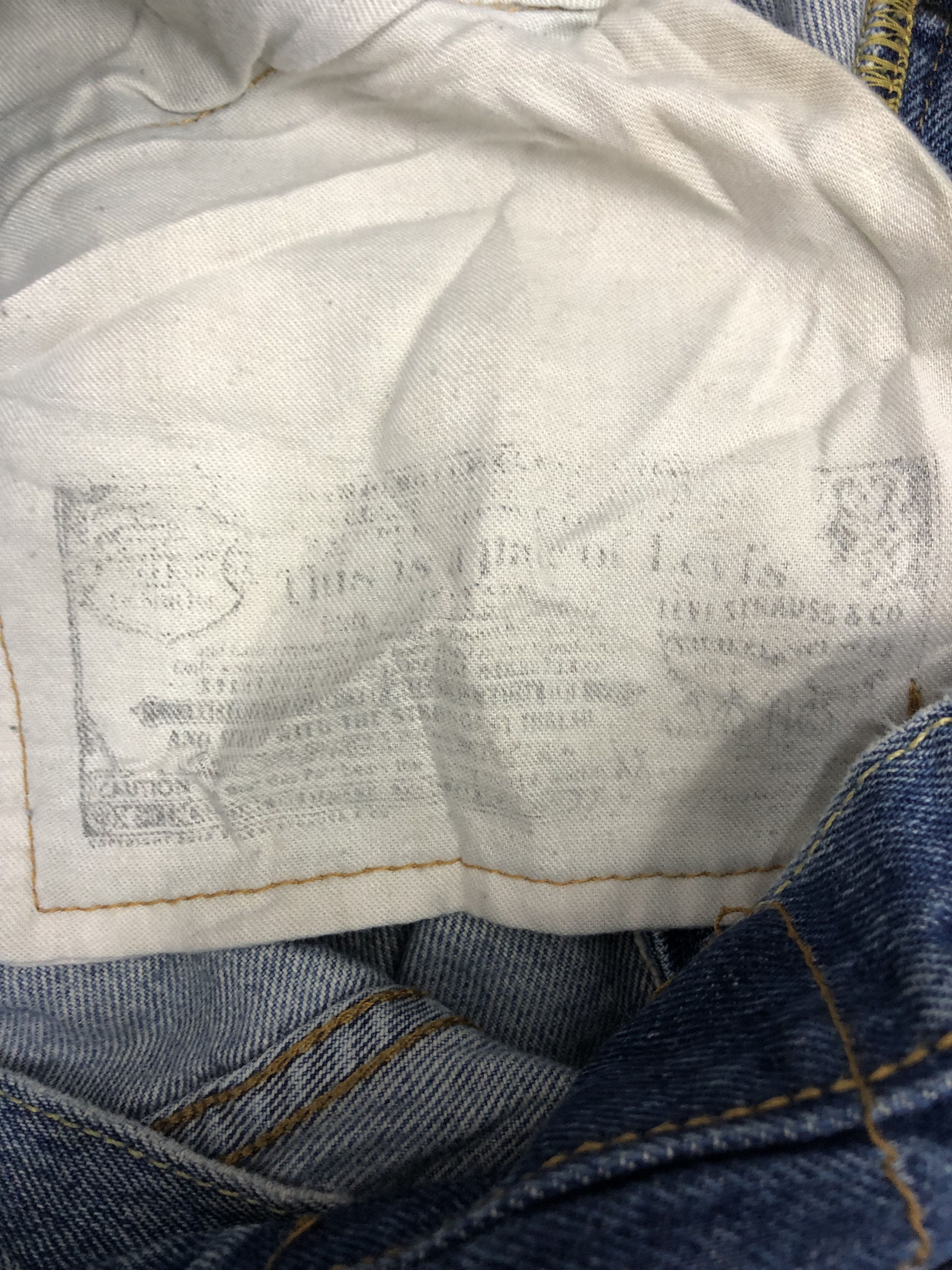 Levi's Vintage Levis 501 Light Wash Jeans DP0974 Size US 31 - 17 Thumbnail