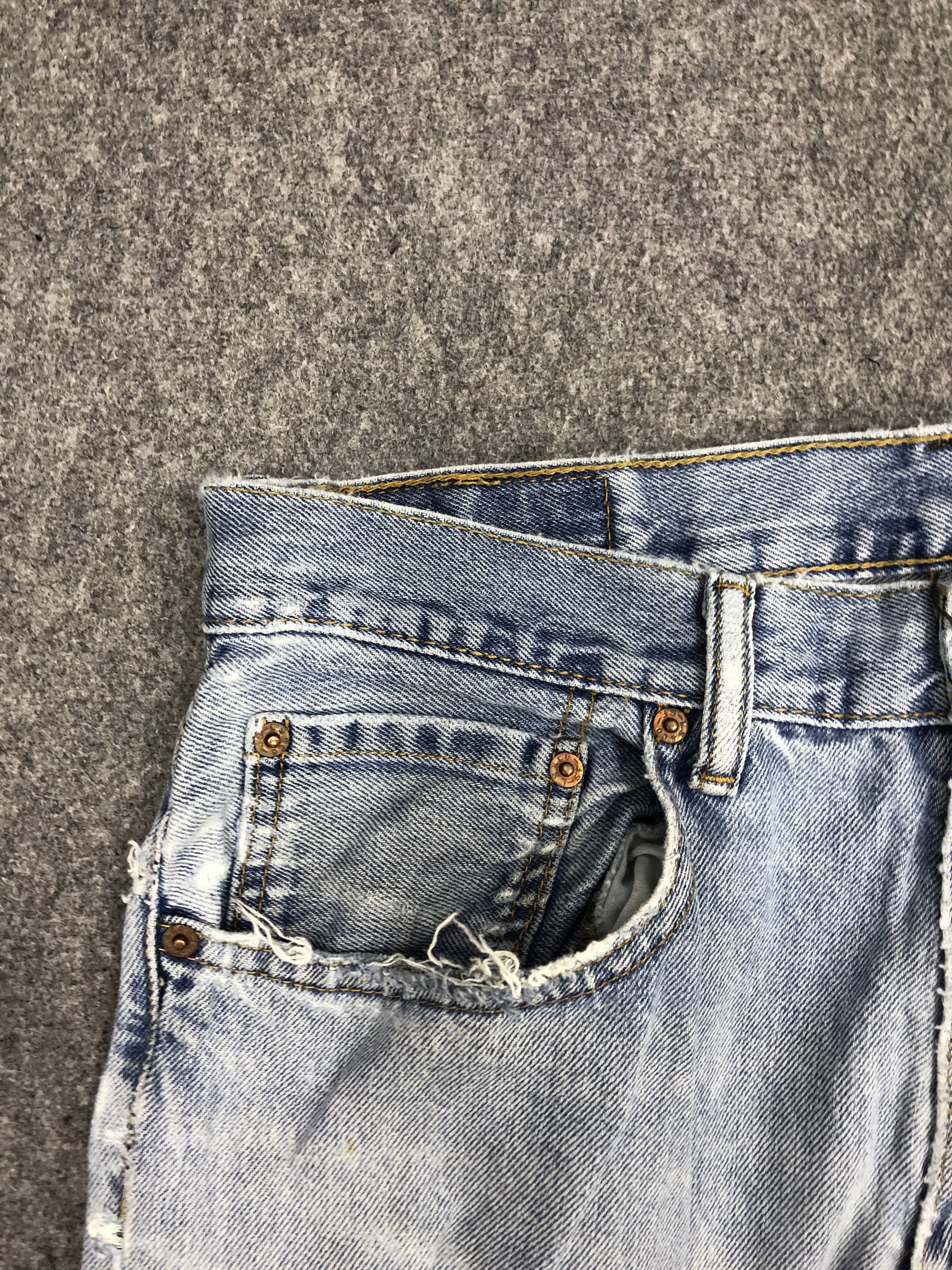 Levi's × Vintage Vintage Levis 550 Light Wash Jeans DP0972 Size US 33 - 8 Thumbnail