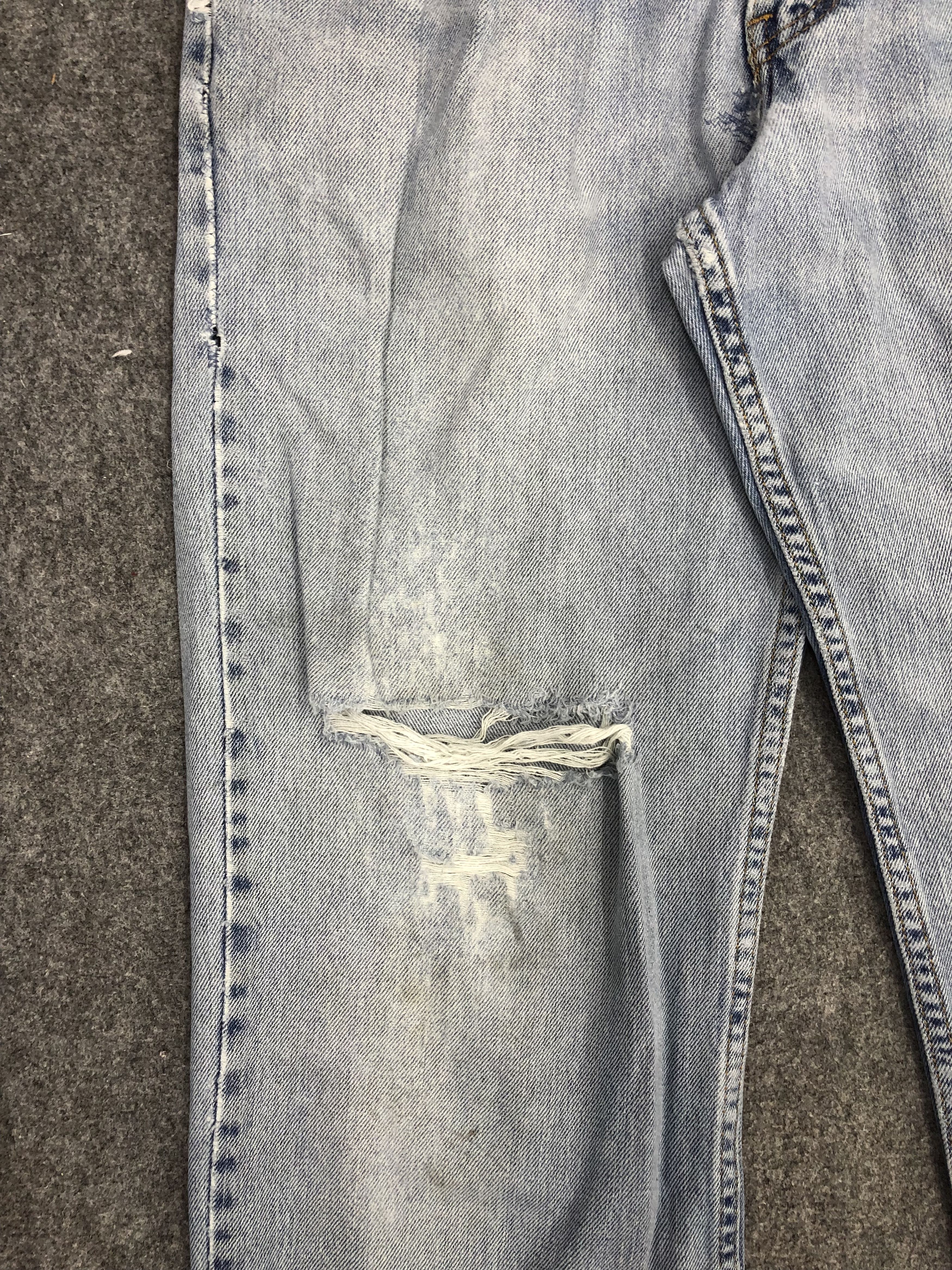 Levi's × Vintage Vintage Levis 550 Light Wash Jeans DP0972 Size US 33 - 10 Thumbnail