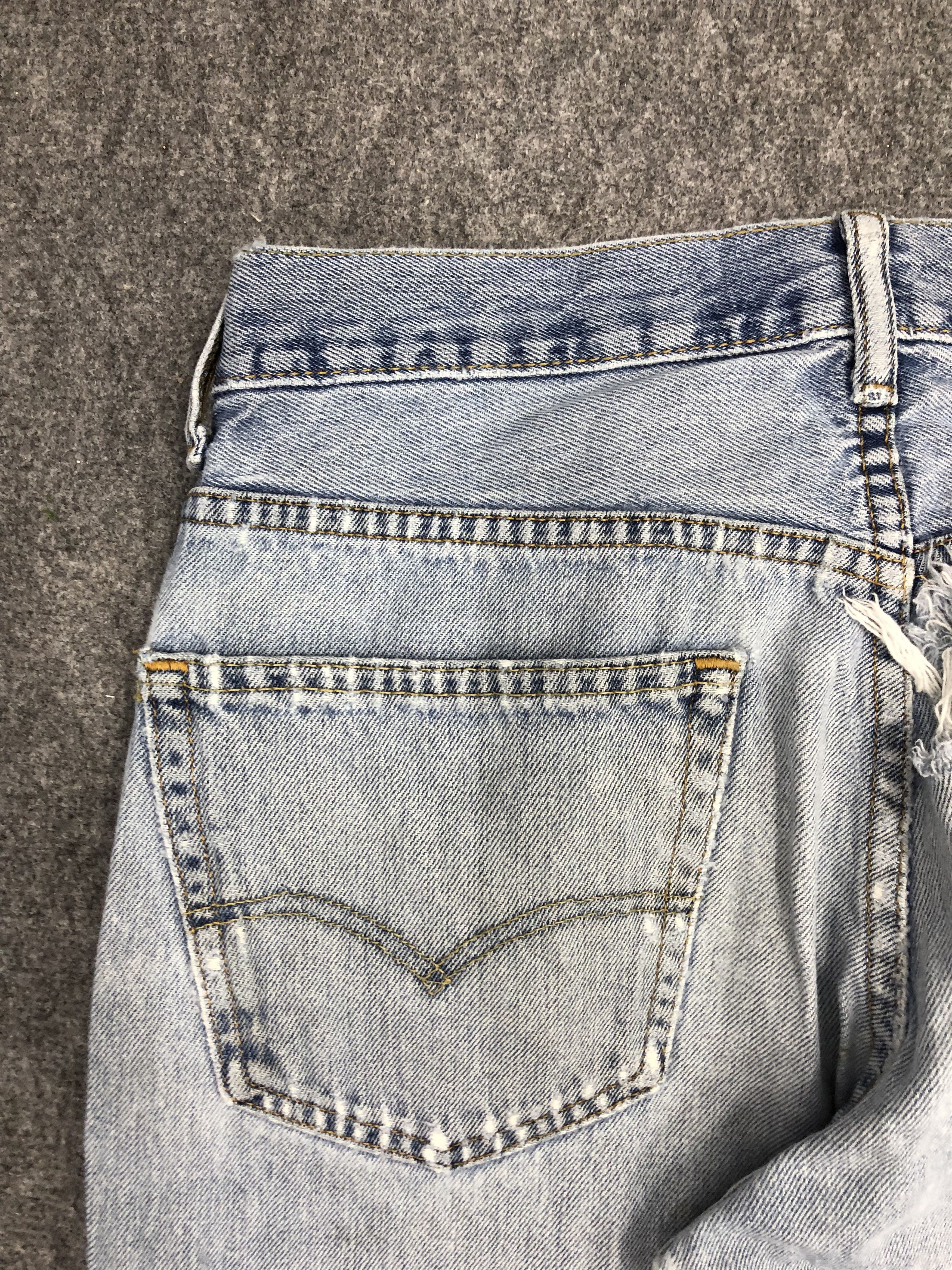 Levi's × Vintage Vintage Levis 550 Light Wash Jeans DP0972 Size US 33 - 15 Thumbnail
