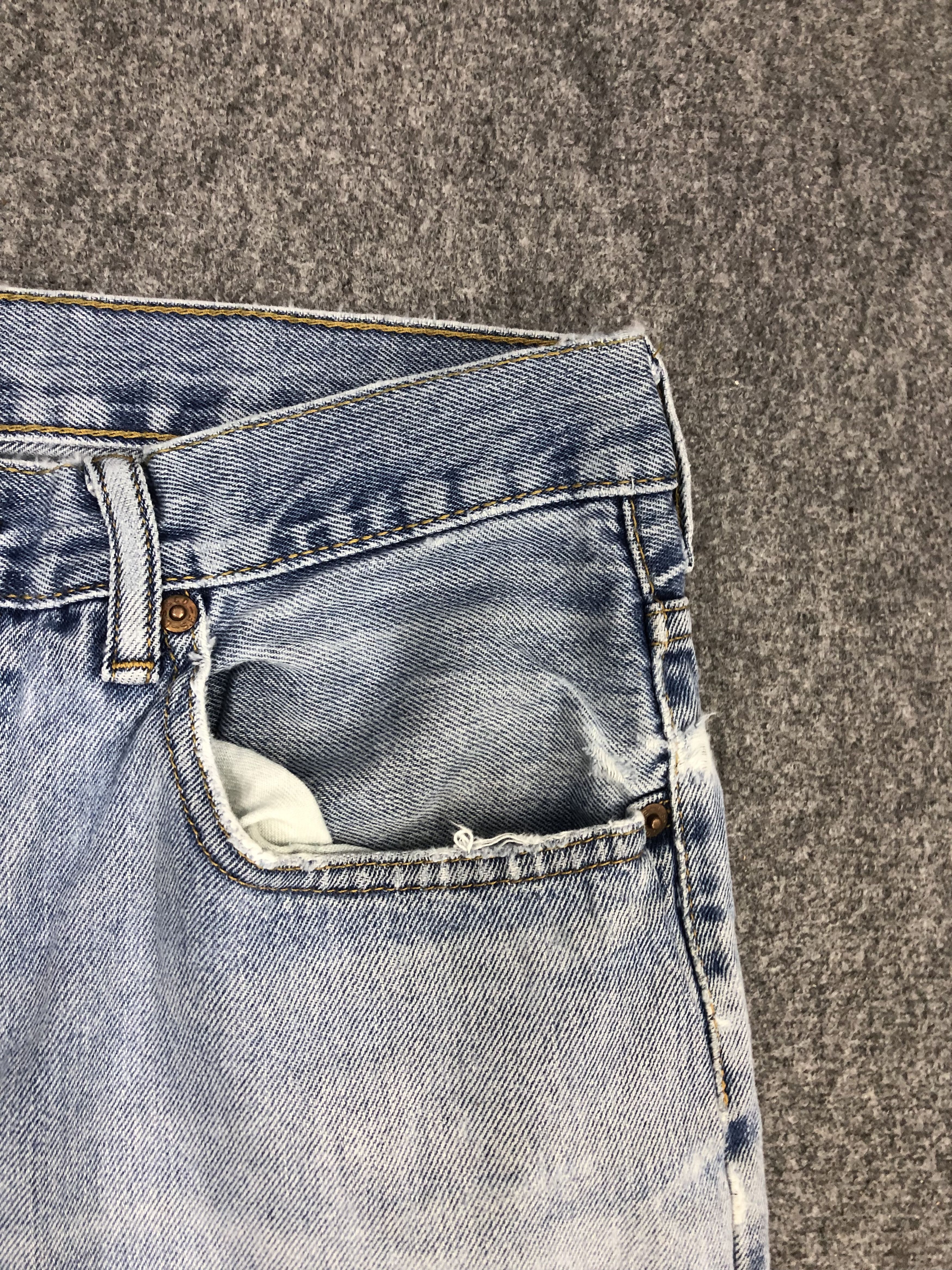 Levi's × Vintage Vintage Levis 550 Light Wash Jeans DP0972 Size US 33 - 7 Thumbnail