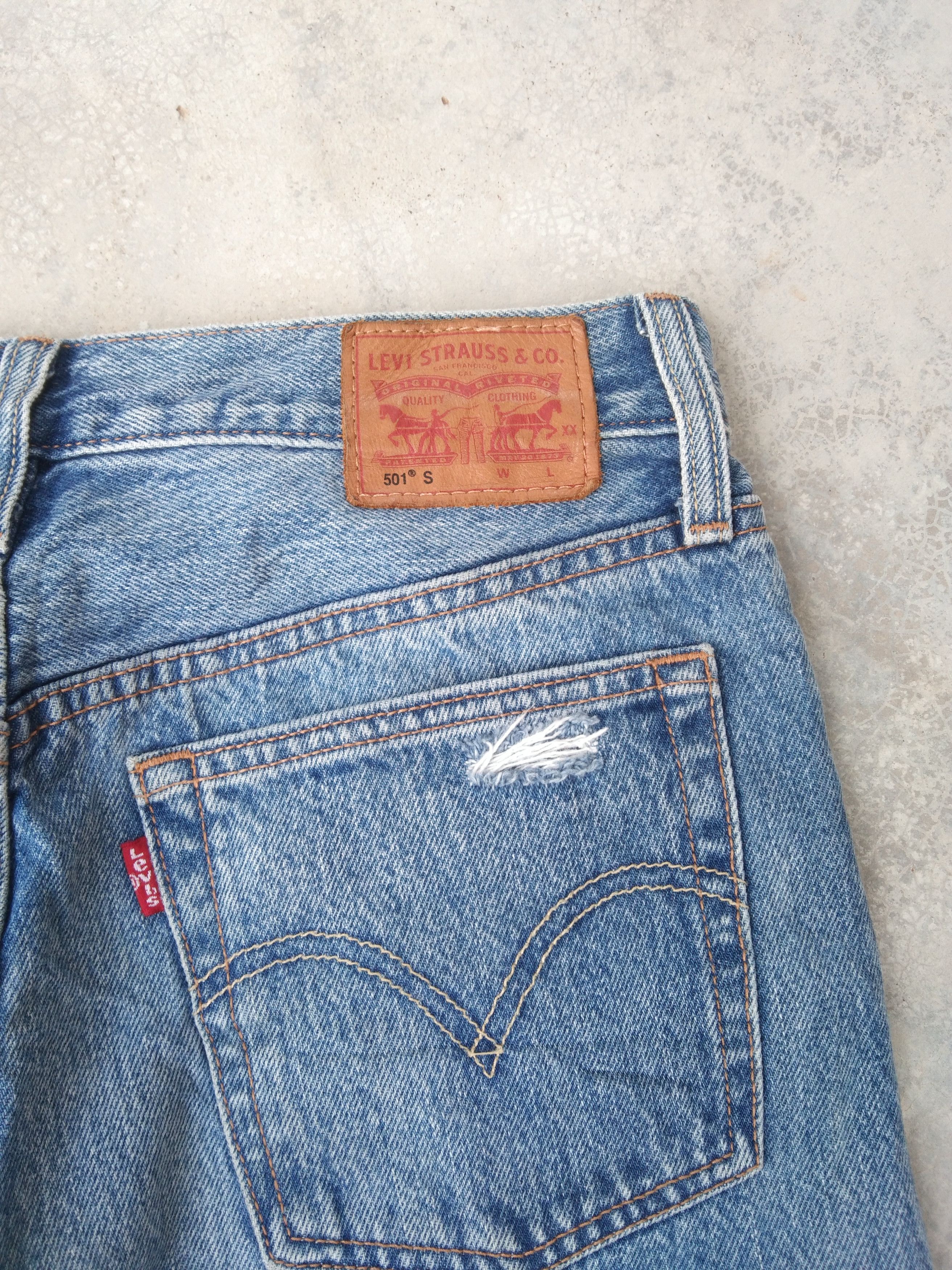 Levi's Vintage Levi's 501 Skinny Distressed Jeans 30x30 Size US 30 / EU 46 - 3 Thumbnail