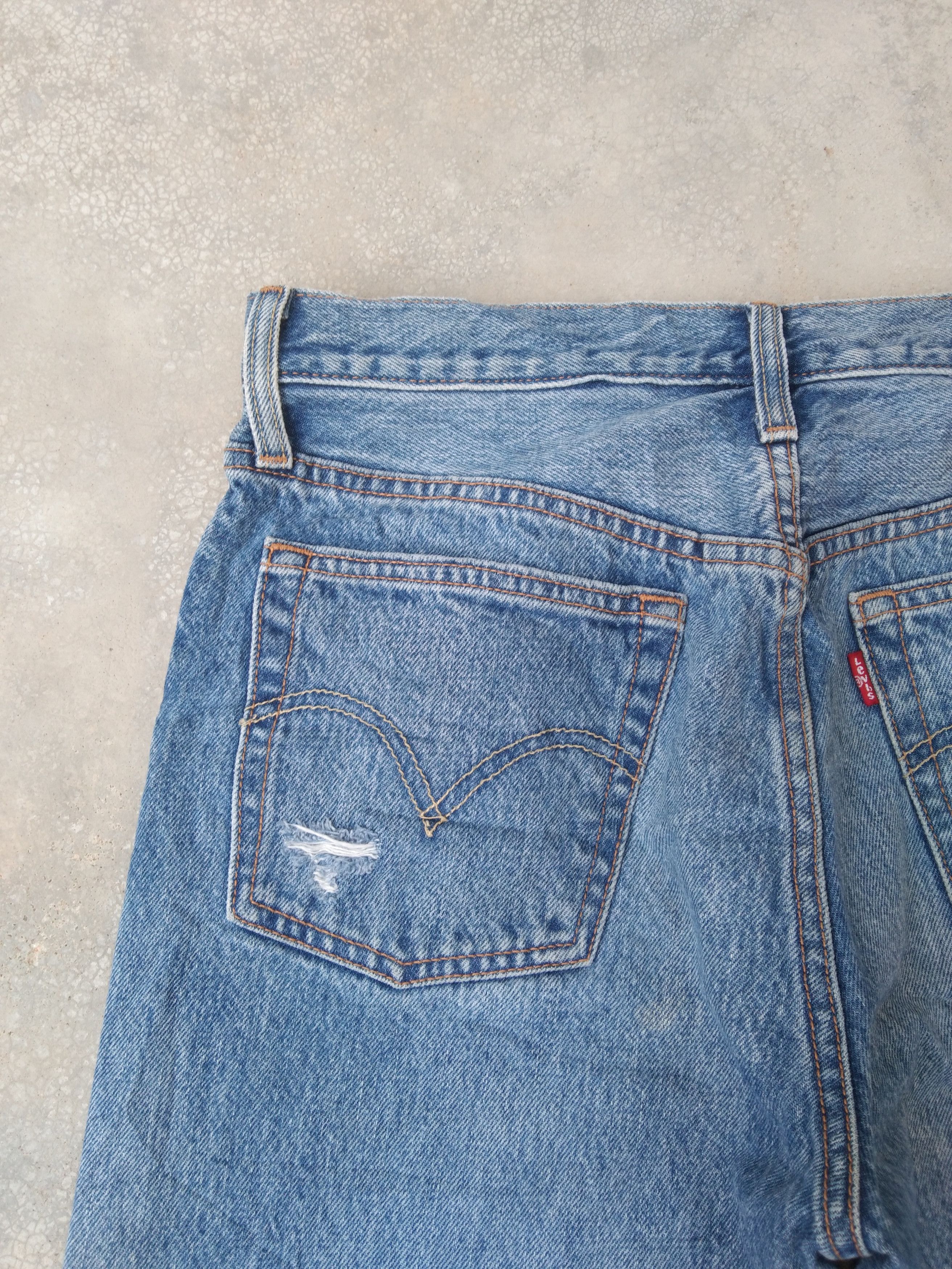 Levi's Vintage Levi's 501 Skinny Distressed Jeans 30x30 Size US 30 / EU 46 - 4 Thumbnail