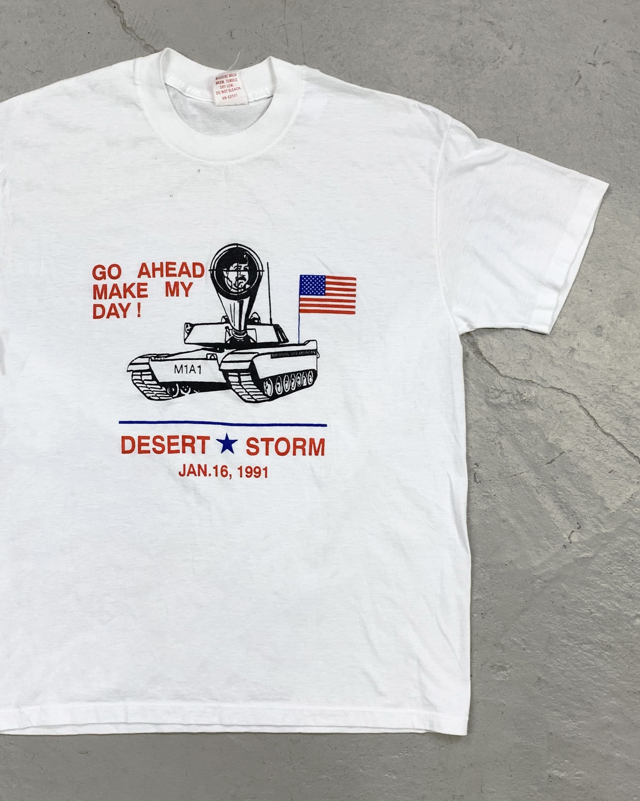 Vintage 1991 / 91" Desert Storm / Saddam Hussein T shirt Size US M / EU 48-50 / 2 - 1 Thumbnail