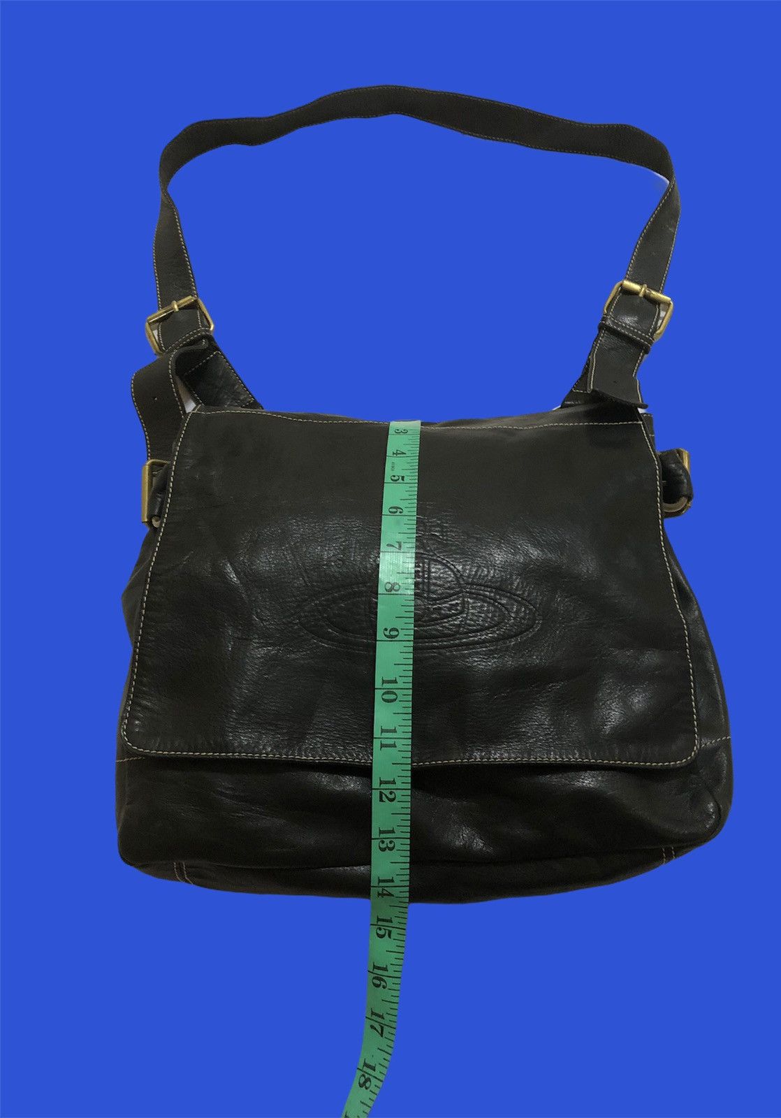 Japanese Brand × Leather × Vivienne Westwood Vivienne Westwood Leather Sling Bag Size ONE SIZE - 10 Thumbnail