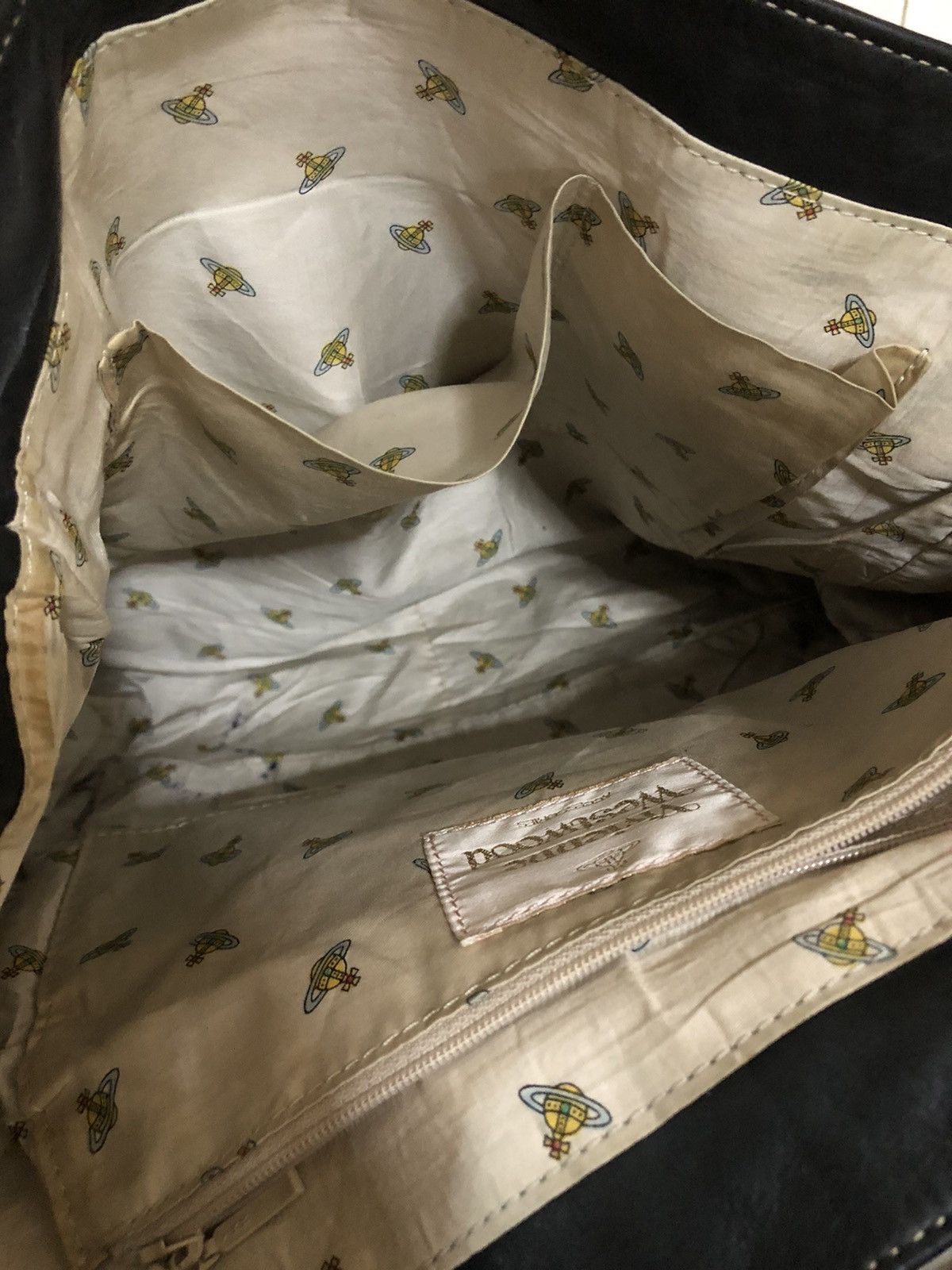 Japanese Brand × Leather × Vivienne Westwood Vivienne Westwood Leather Sling Bag Size ONE SIZE - 18 Thumbnail