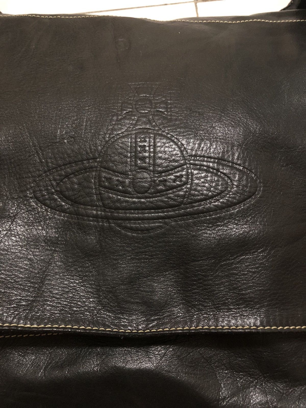 Japanese Brand × Leather × Vivienne Westwood Vivienne Westwood Leather Sling Bag Size ONE SIZE - 20 Thumbnail