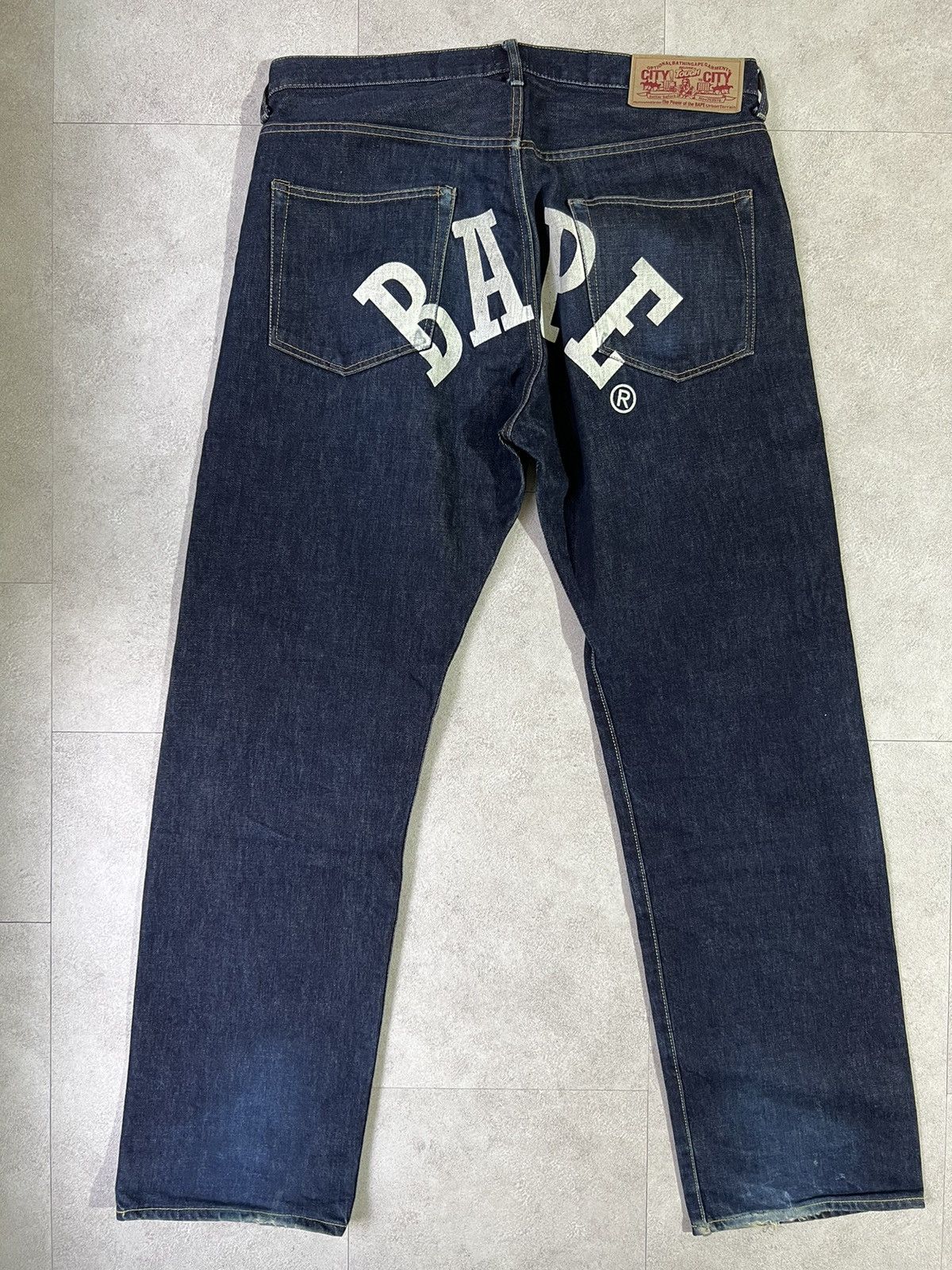 A BATHING APE BAPE LOGO BAPESTA DENIM JEANS XL
