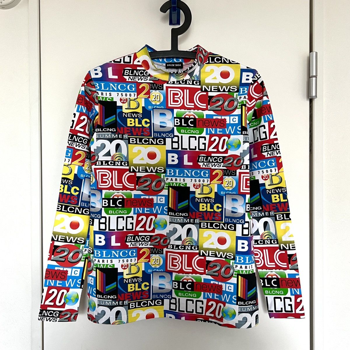 Balenciaga News Graphic Stretch Long Sleeve Top