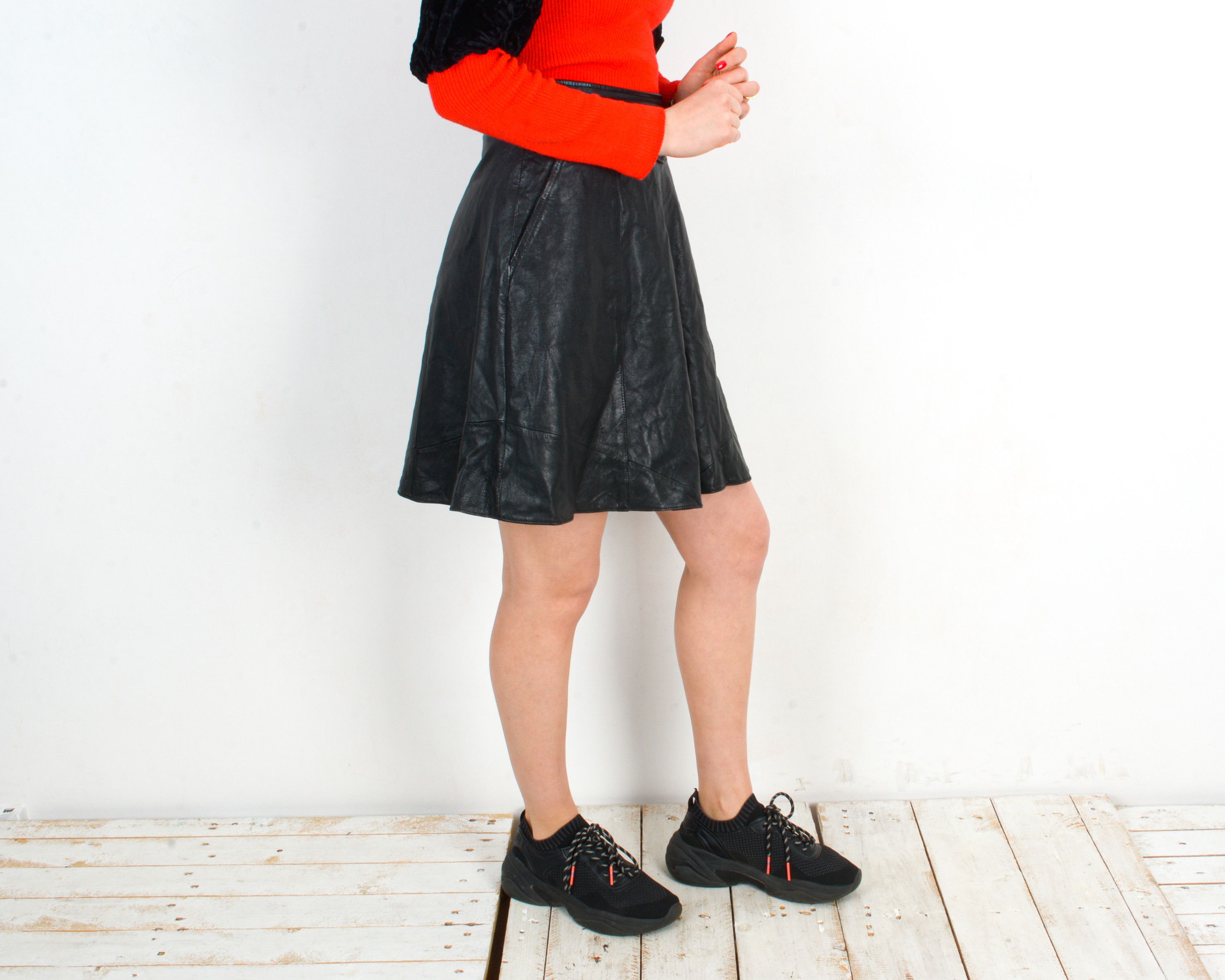 Band Tees × Leather × Vintage Leather A Line Skirt High Waist US 6 Above The Knee EU 38 Size 28" / US 6 / IT 42 - 3 Thumbnail