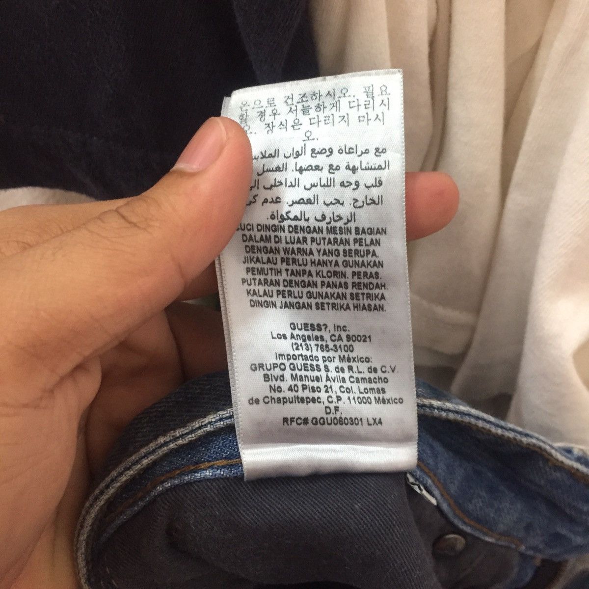 Guess Distressed Short Pants