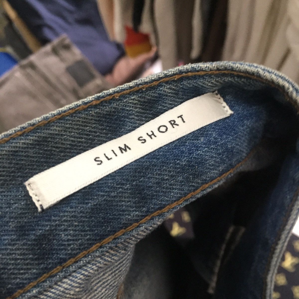 Guess Distressed Short Pants