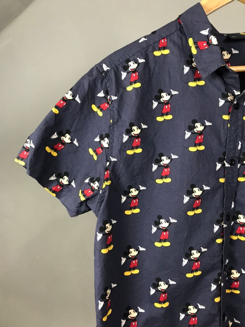Disney Disney Mickey Mouse multilogo vintage shirt Size US L / EU 52-54 / 3 - 2 Thumbnail