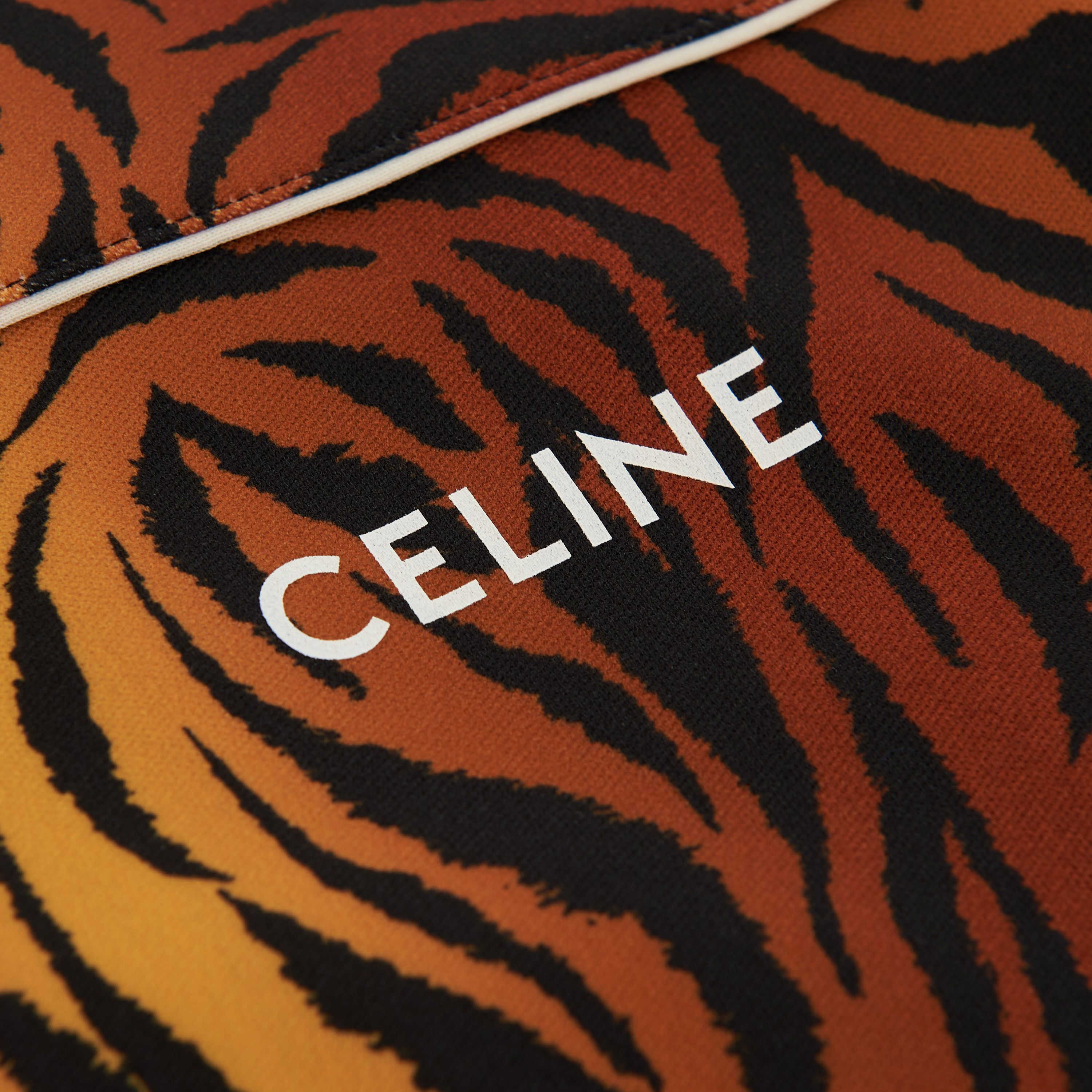 Celine Loose Sweatshirt In Double Face Jersey With Tiger Print Size US M / EU 48-50 / 2 - 12 Thumbnail