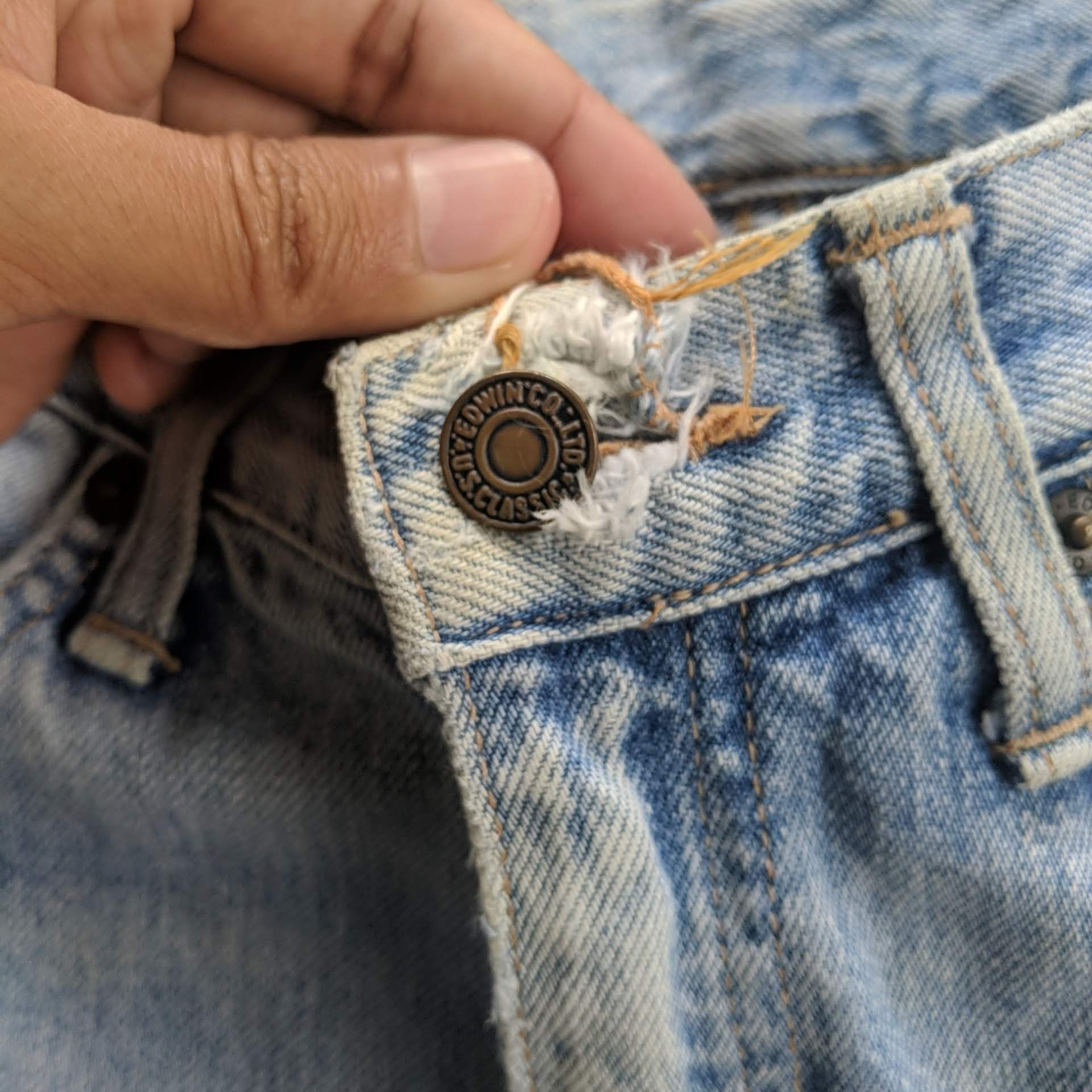 Japanese Brand Vintage Edwin US Distressed Faded Denim Jean Pant W28 Size US 28 / EU 44 - 7 Thumbnail