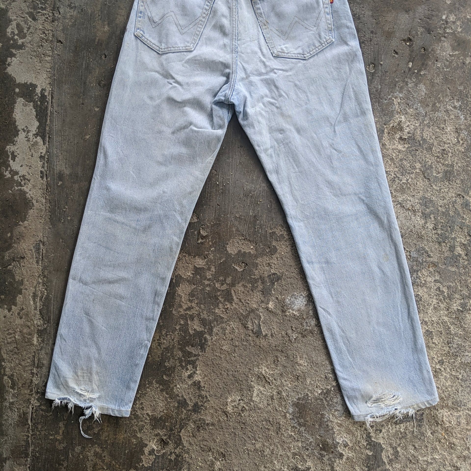 Japanese Brand Vintage Edwin US Distressed Faded Denim Jean Pant W28 Size US 28 / EU 44 - 13 Thumbnail