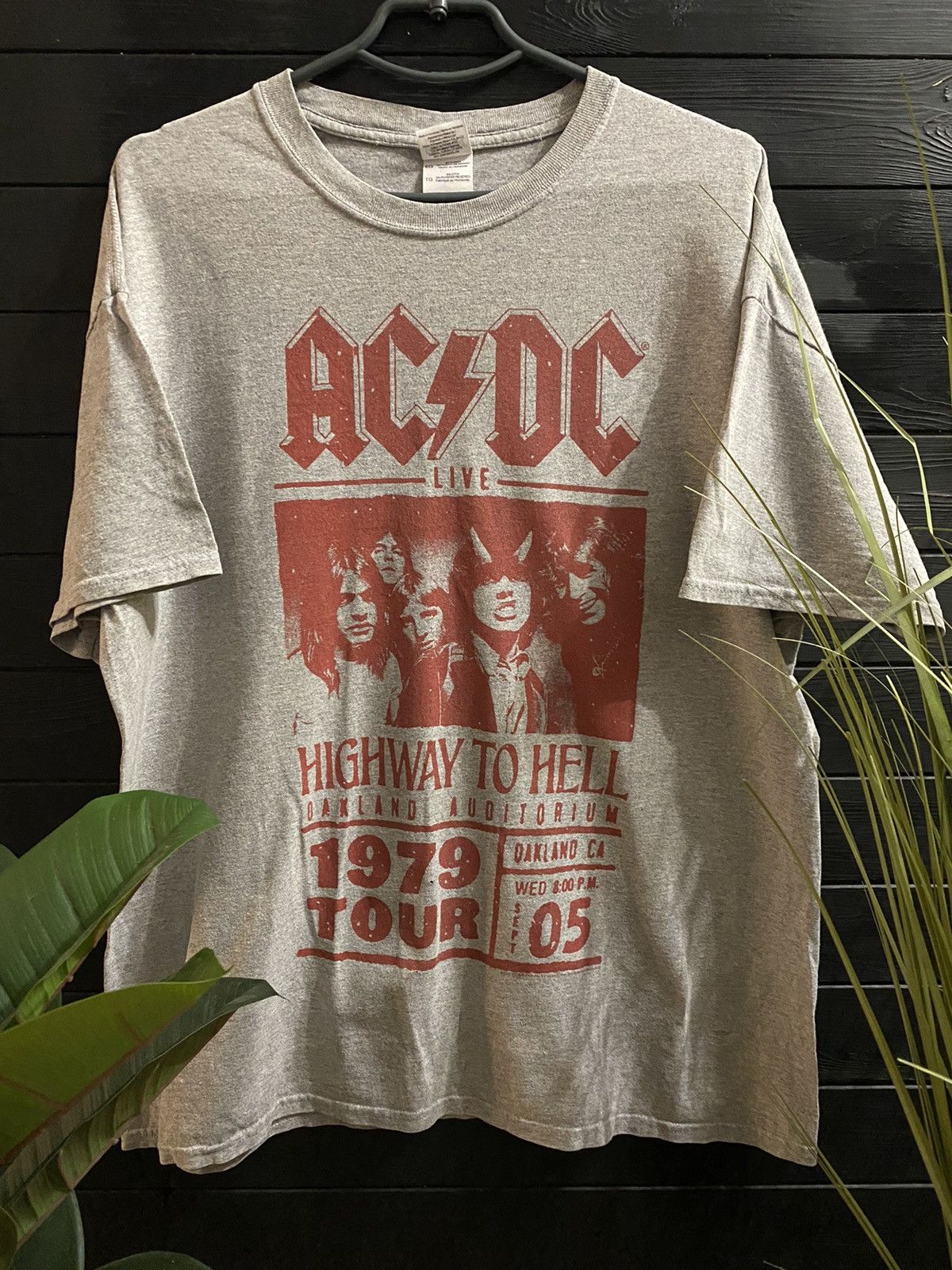 Vintage Rare Vintage T-shirt AC/DC 2013 merch Size US XL / EU 56 / 4 - 2 Thumbnail