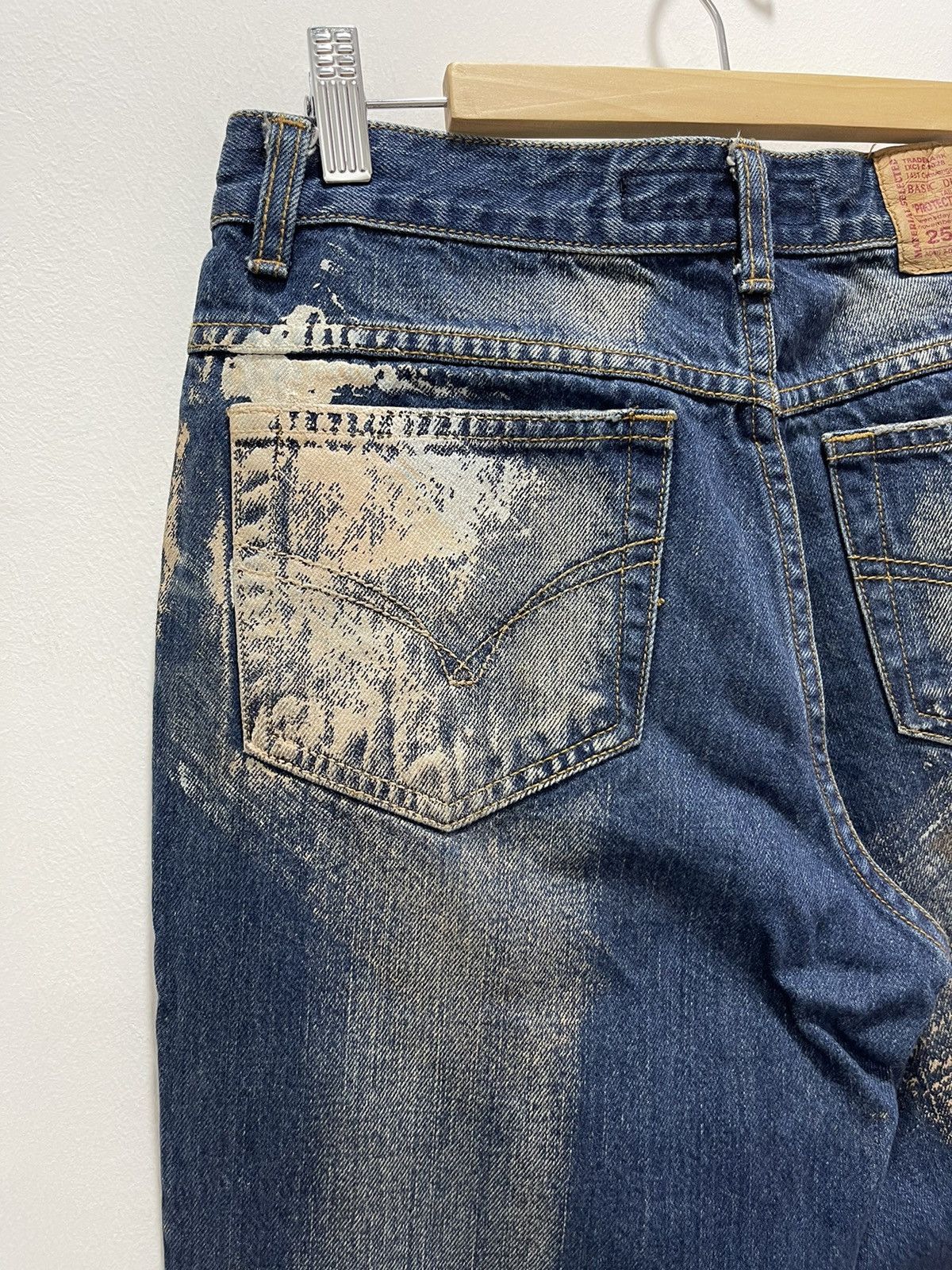 Japanese Brand × Vintage DISTRESSED COSTY RIPPED JIMM HENDRIX PRINTED ART DENIM JEANS Size US 28 / EU 44 - 11 Thumbnail