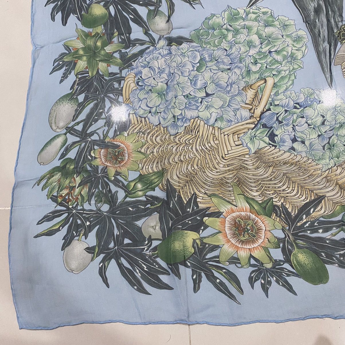 Vintage vintage 1996 hermes passiflores silk scarf Size ONE SIZE - 7 Thumbnail