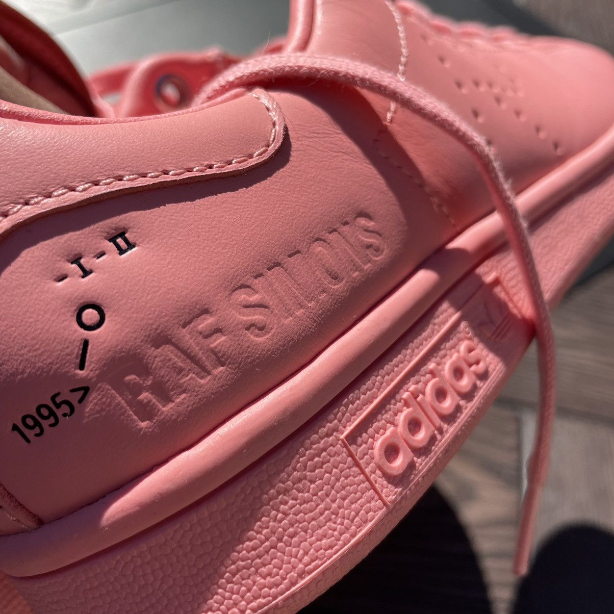 stan smith tactile rose