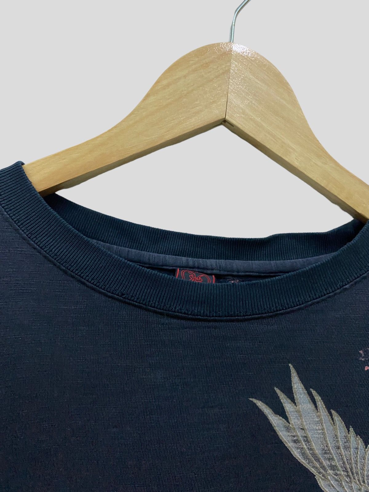 Japanese Brand Vintage Japanese Traditional 🦅 Design Distressed Tshirt Size US S / EU 44-46 / 1 - 6 Thumbnail