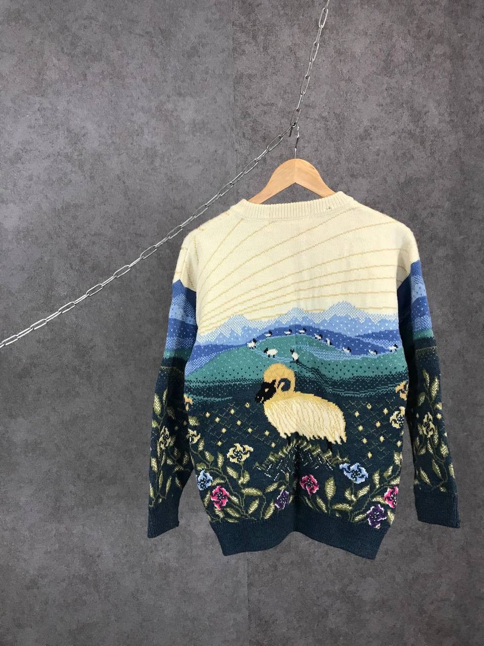 Vintage Crazy vintage overprinted sweater Size US S / EU 44-46 / 1 - 2 Thumbnail