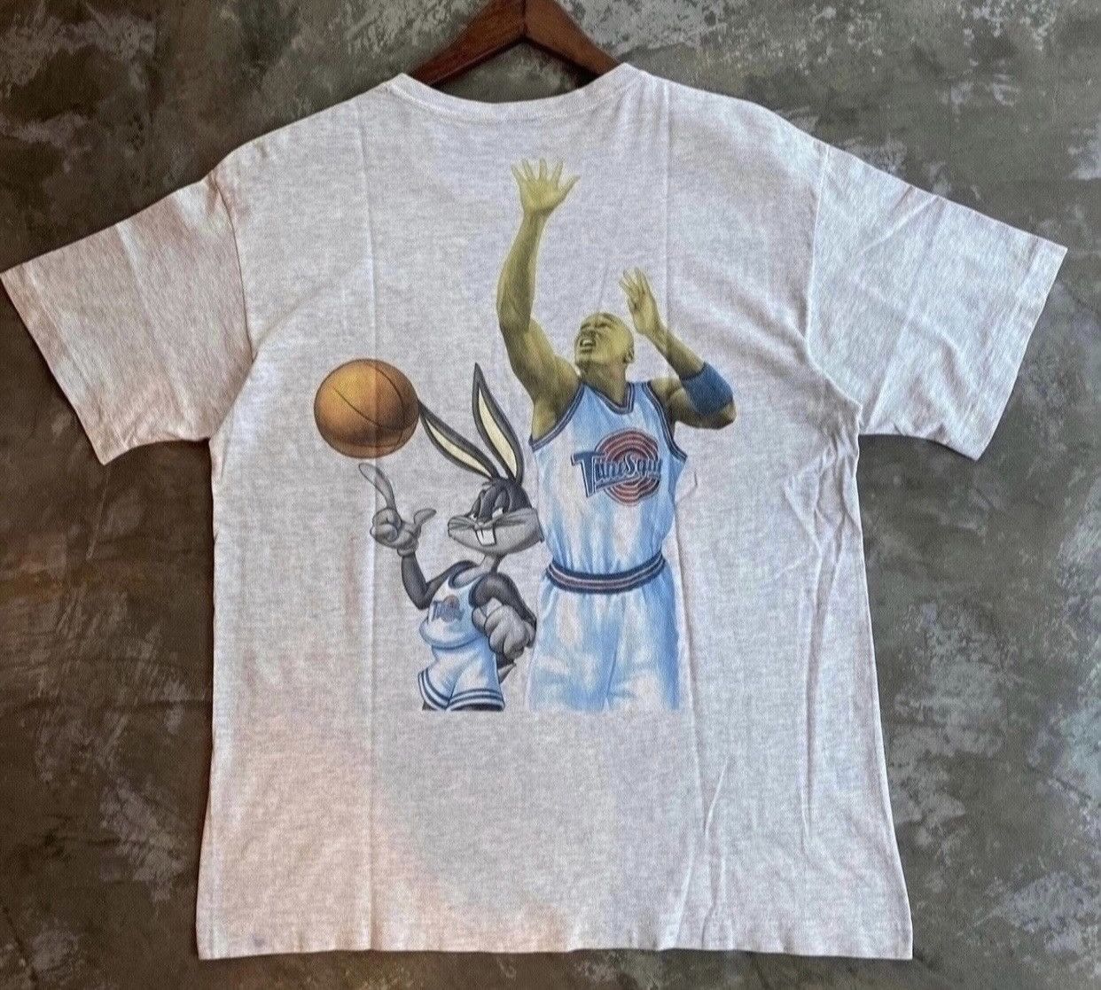 NBA Vintage 90s Space Jam Jordan and Bugs Double Side Tee 1996 Size US L / EU 52-54 / 3 - 1 Thumbnail