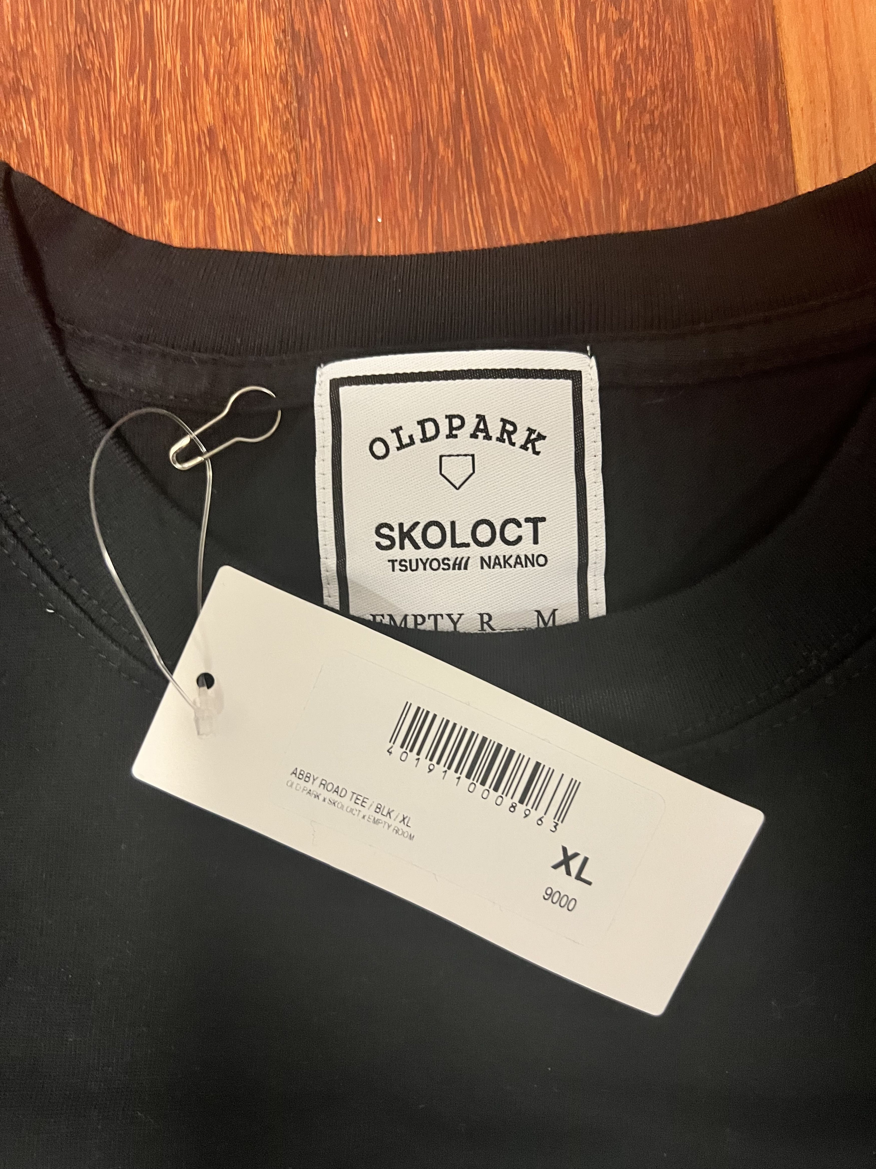 Skoloct 💚 The Beatles x Skoloct Abbey Road Tee Black X-Large NEW Size US XL / EU 56 / 4 - 5 Thumbnail
