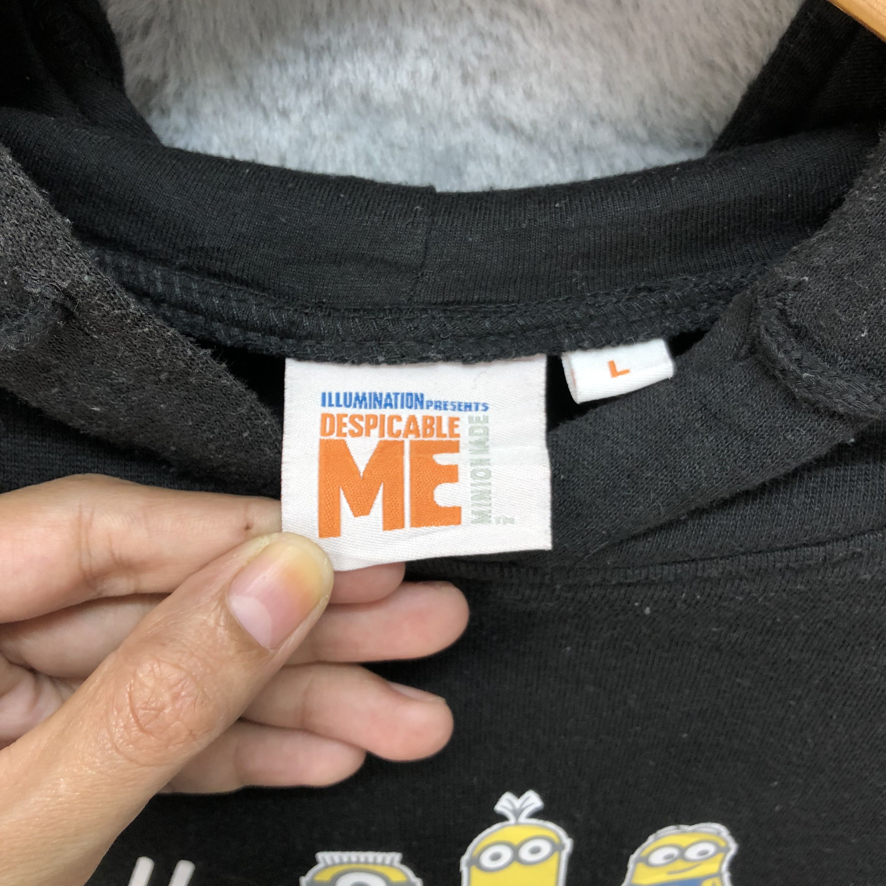 Cartoon Network Despicable ME Minion Pullover Black Hoodies #4931-30 Size L / US 10 / IT 46 - 8 Thumbnail