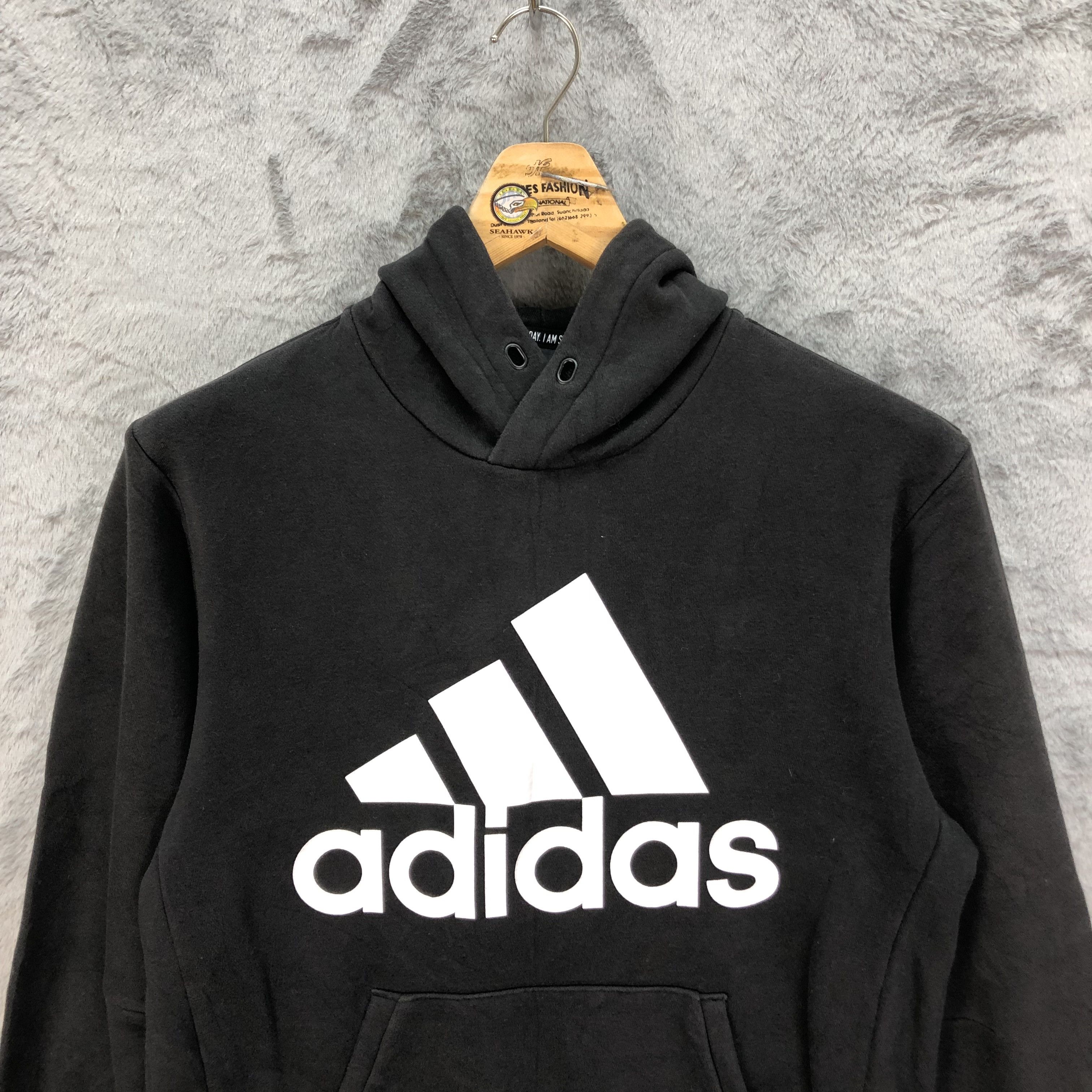 Adidas 90's Adidas Big Logo Pullover Black Hoodies #4935-30 Size US M / EU 48-50 / 2 - 2 Thumbnail