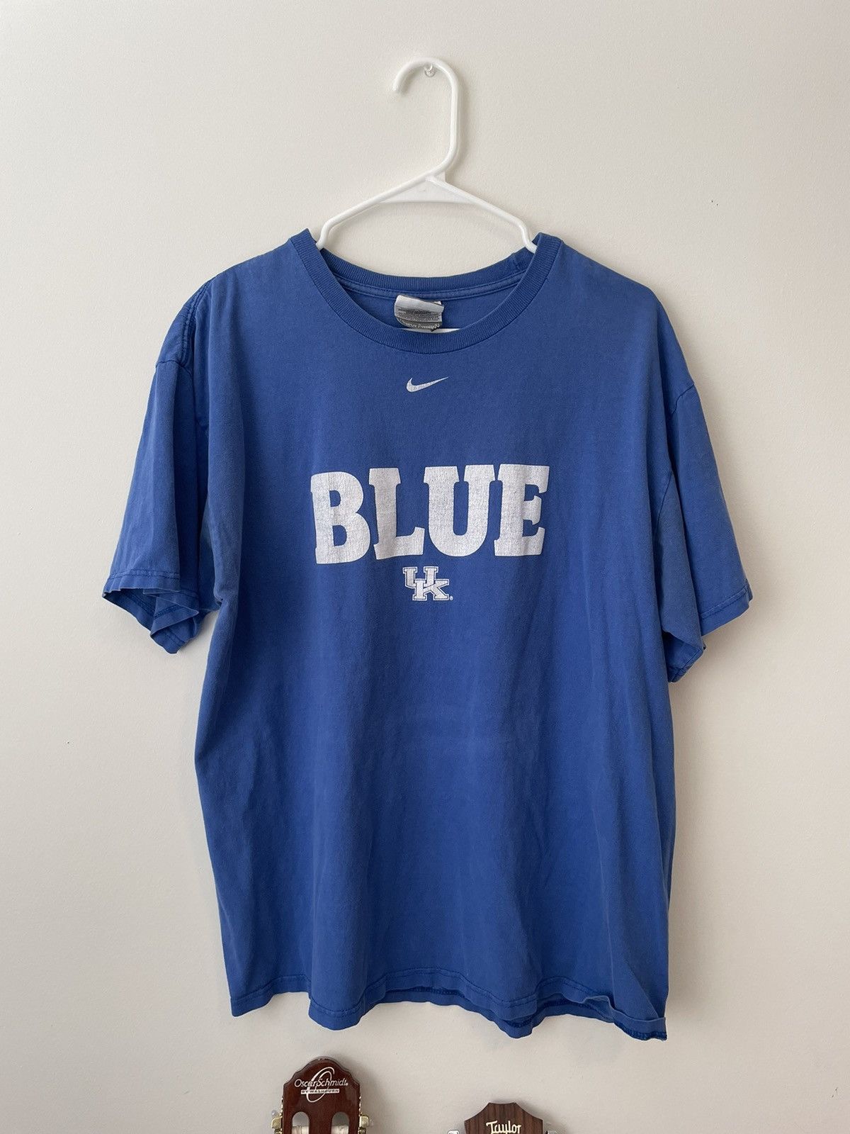 Nike Vintage UK Wildcats Nike Tee size Large Size US L / EU 52-54 / 3 - 1 Thumbnail