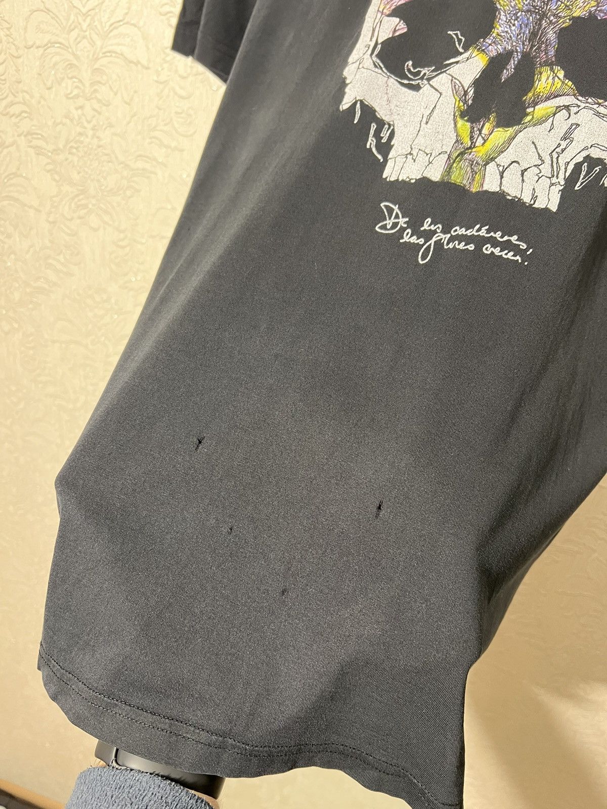 Givenchy Givenchy Vintage skeleton T shirt Size US M / EU 48-50 / 2 - 3 Thumbnail