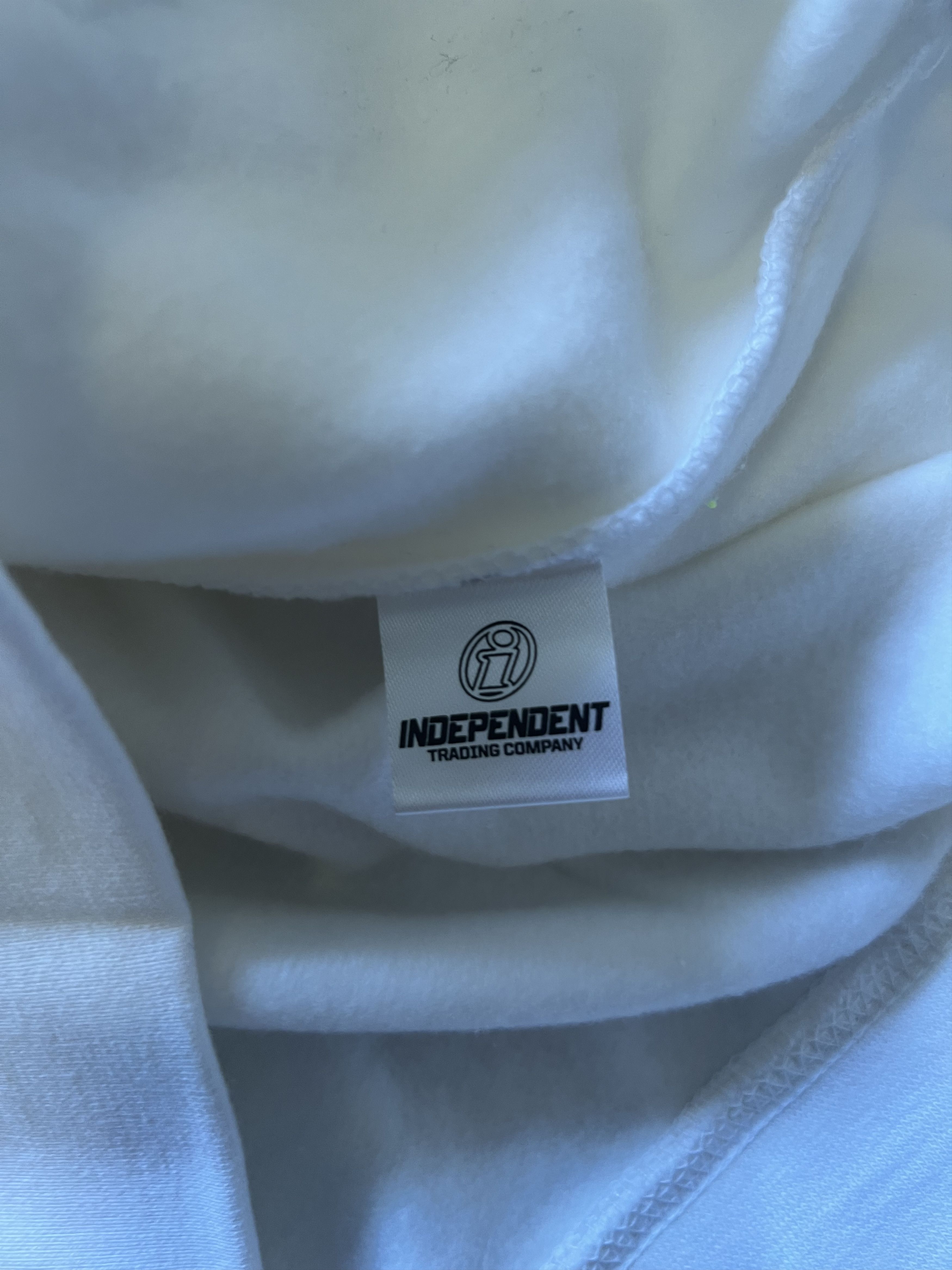Anti Social Social Club 💚 Anti Social Social Club Smells Bad White Hoodie NEW Size US M / EU 48-50 / 2 - 7 Thumbnail