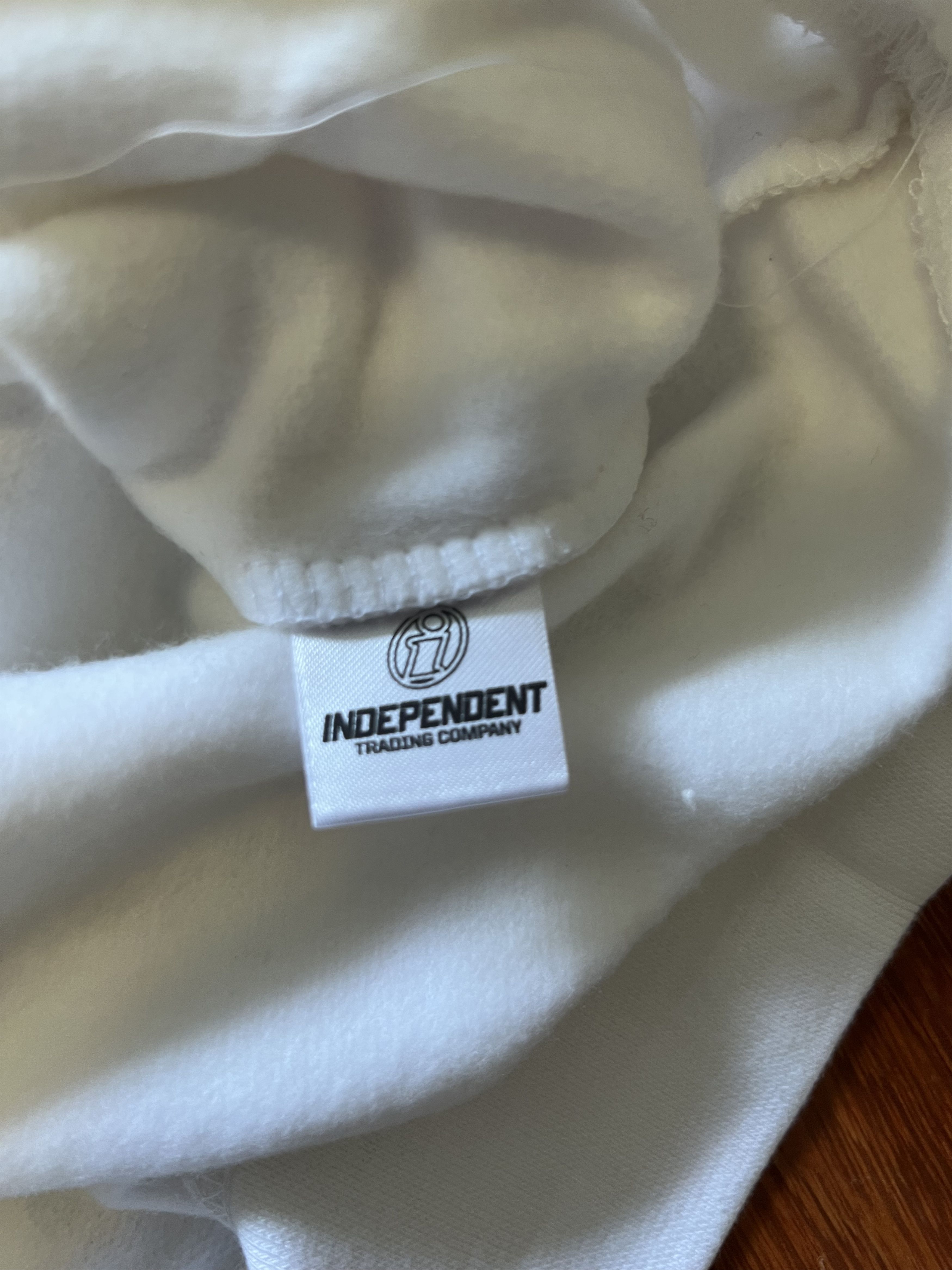 Anti Social Social Club 💚 Anti Social Social Club Smells Bad White Hoodie NEW Size US L / EU 52-54 / 3 - 7 Thumbnail