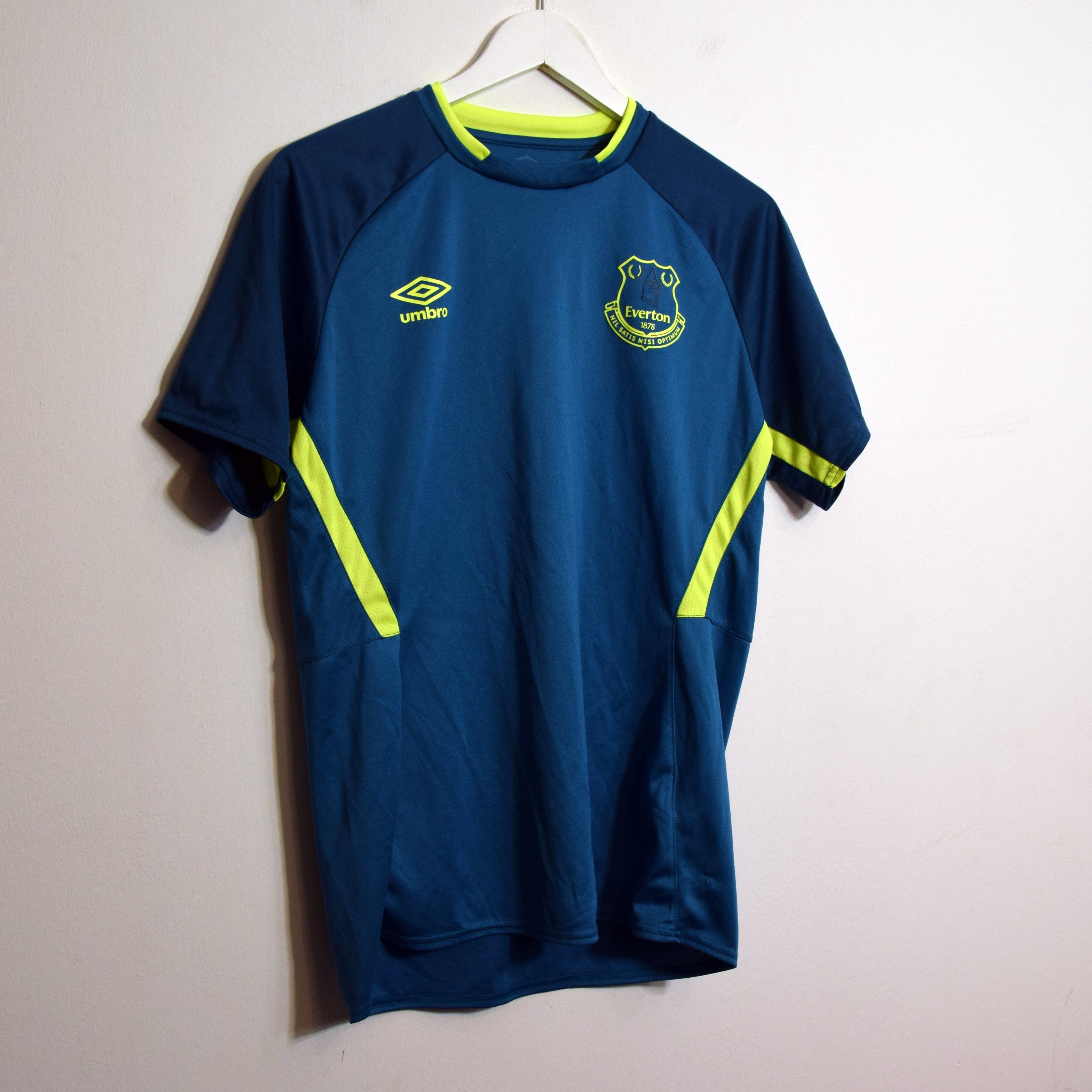 Umbro Everton Umbro Trainning Jersey T-shirt M Premier LEague Size US M / EU 48-50 / 2 - 2 Thumbnail