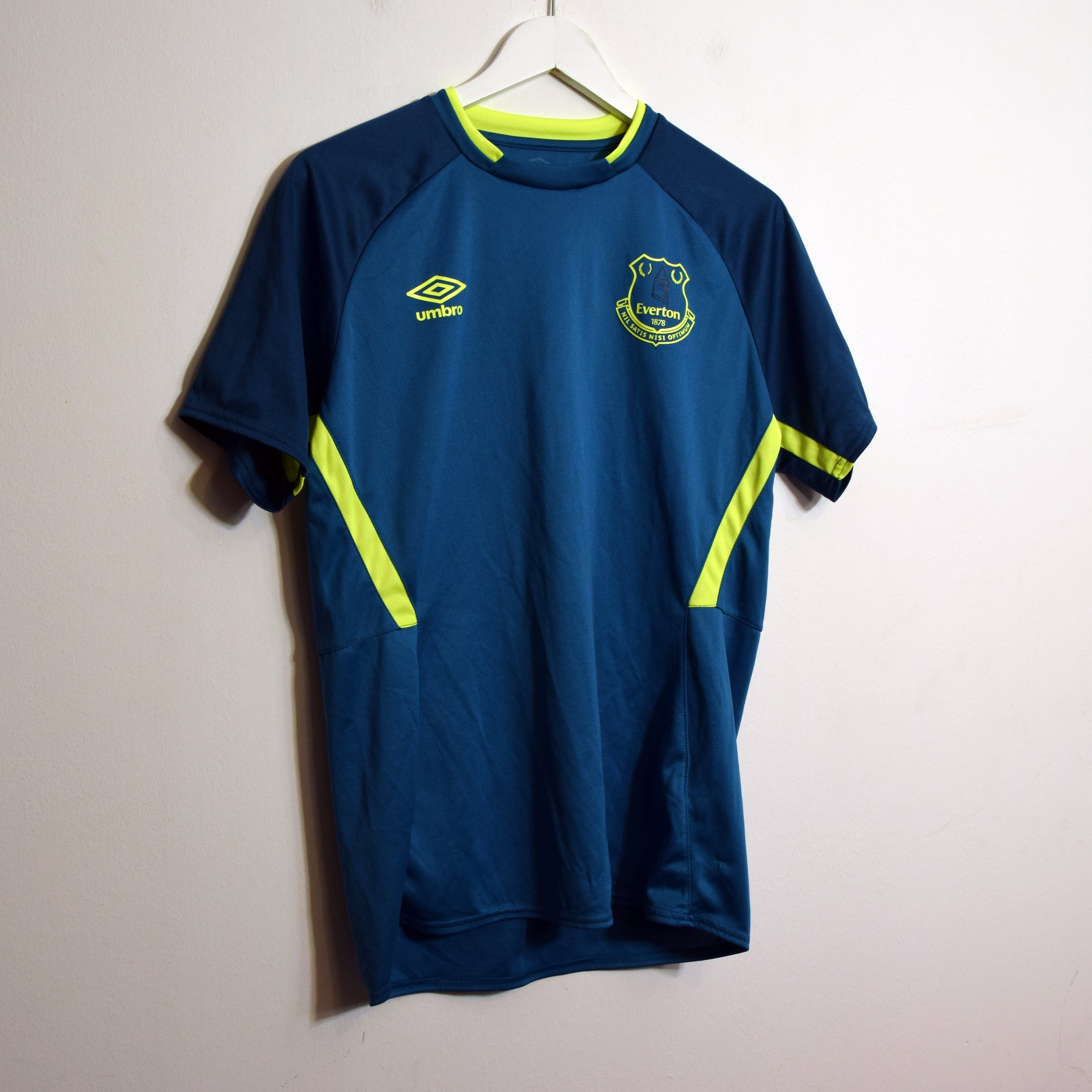 Umbro Everton Umbro Trainning Jersey T-shirt M Premier LEague Size US M / EU 48-50 / 2 - 4 Thumbnail