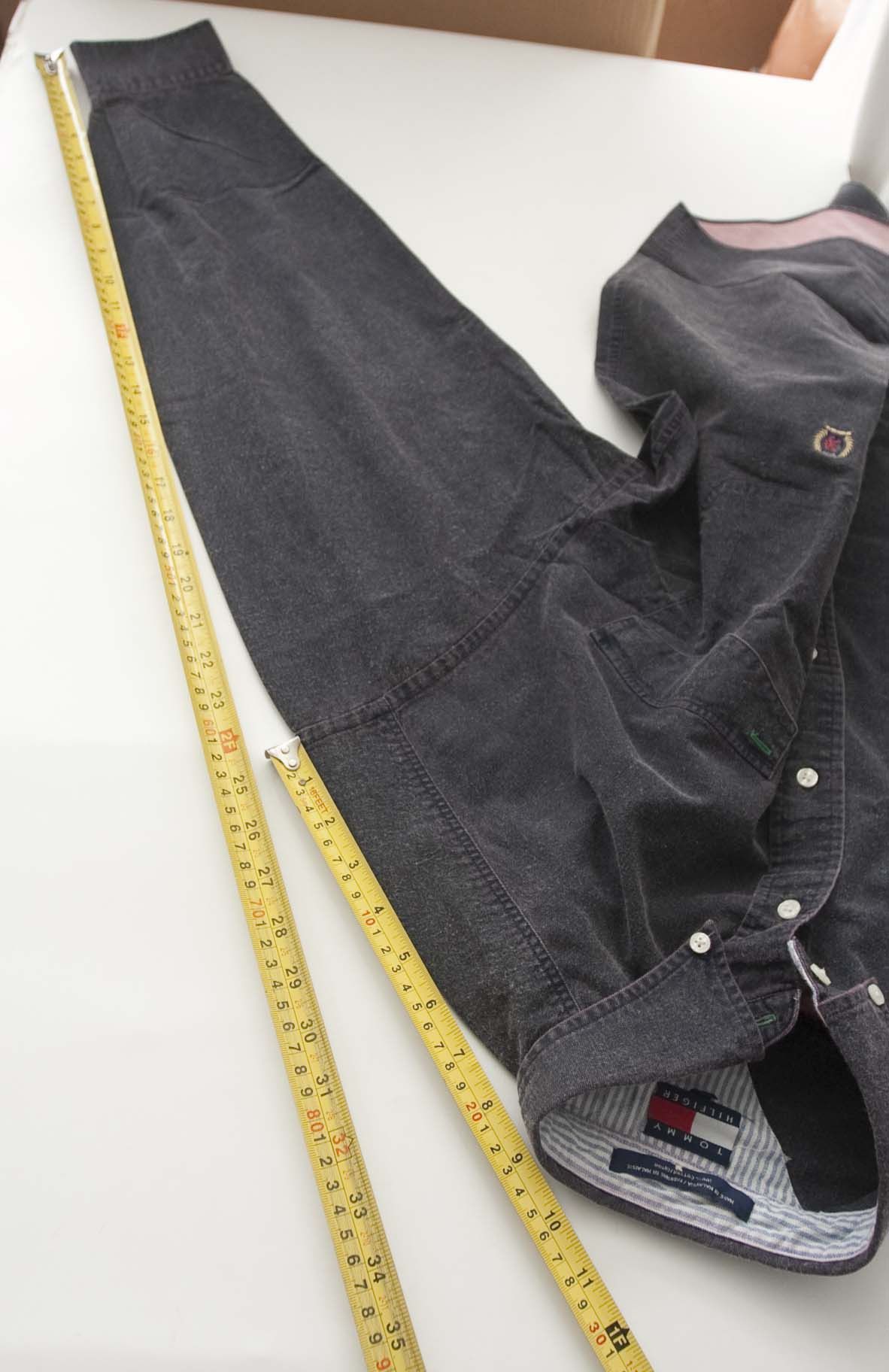 Tommy Hilfiger × Vintage Tommy Hilfiger Shirt Denim Lion Crest Vintage Size L Size US L / EU 52-54 / 3 - 4 Thumbnail