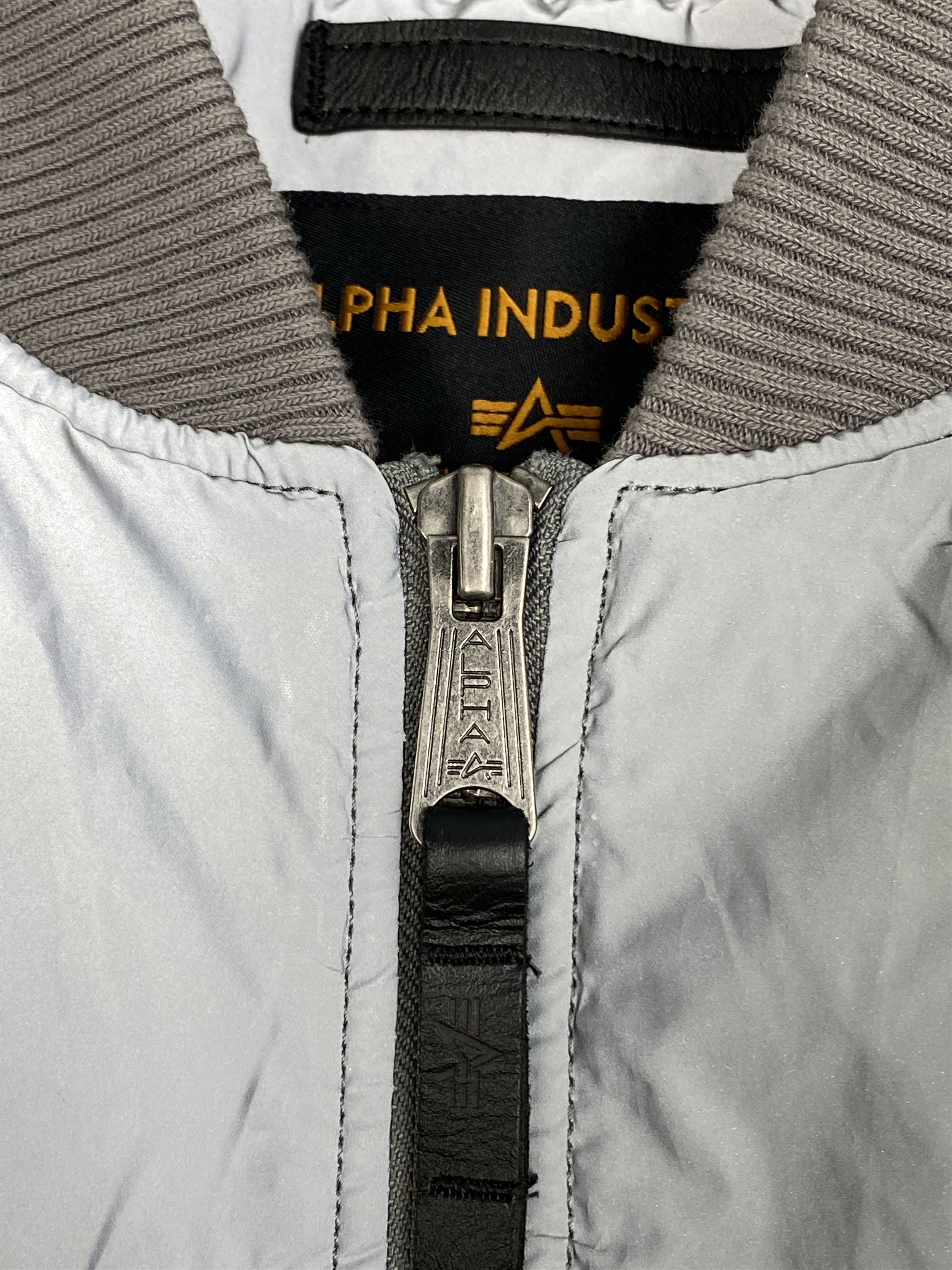 Alpha Industries Alpha Industries MA-1 Reflective Long Bomber Jacket Size US S / EU 44-46 / 1 - 7 Thumbnail