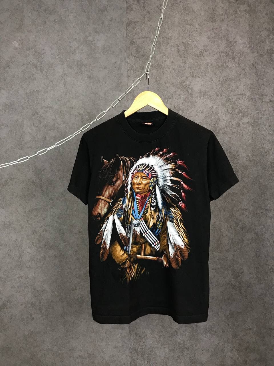 Band Tees Rock Eagle Indian vintage overprinted tee Size US M / EU 48-50 / 2 - 1 Thumbnail
