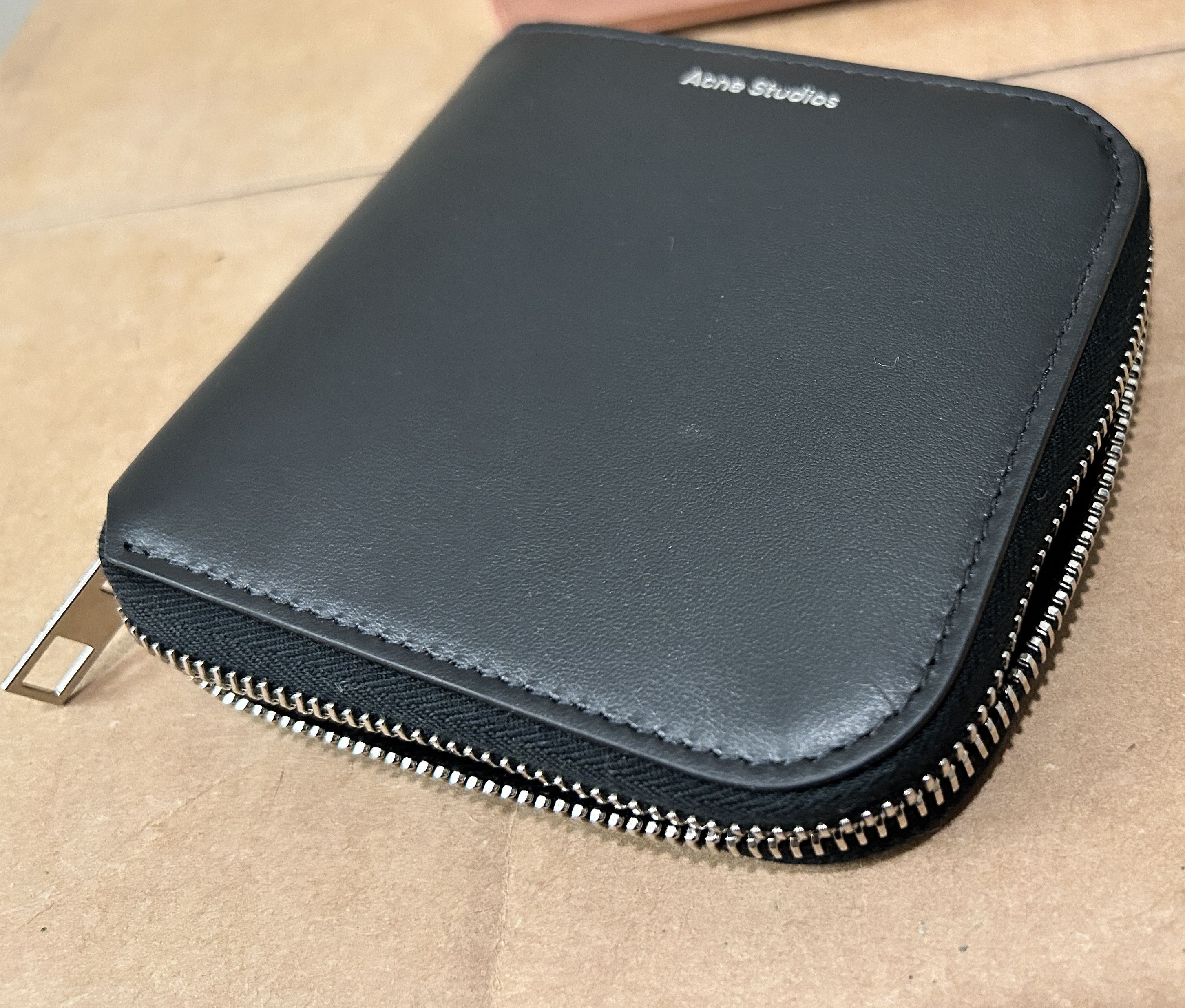 Acne Studios ACNE STUDIOS ZIPPERED WALLET BLACK Size ONE SIZE - 1 Thumbnail