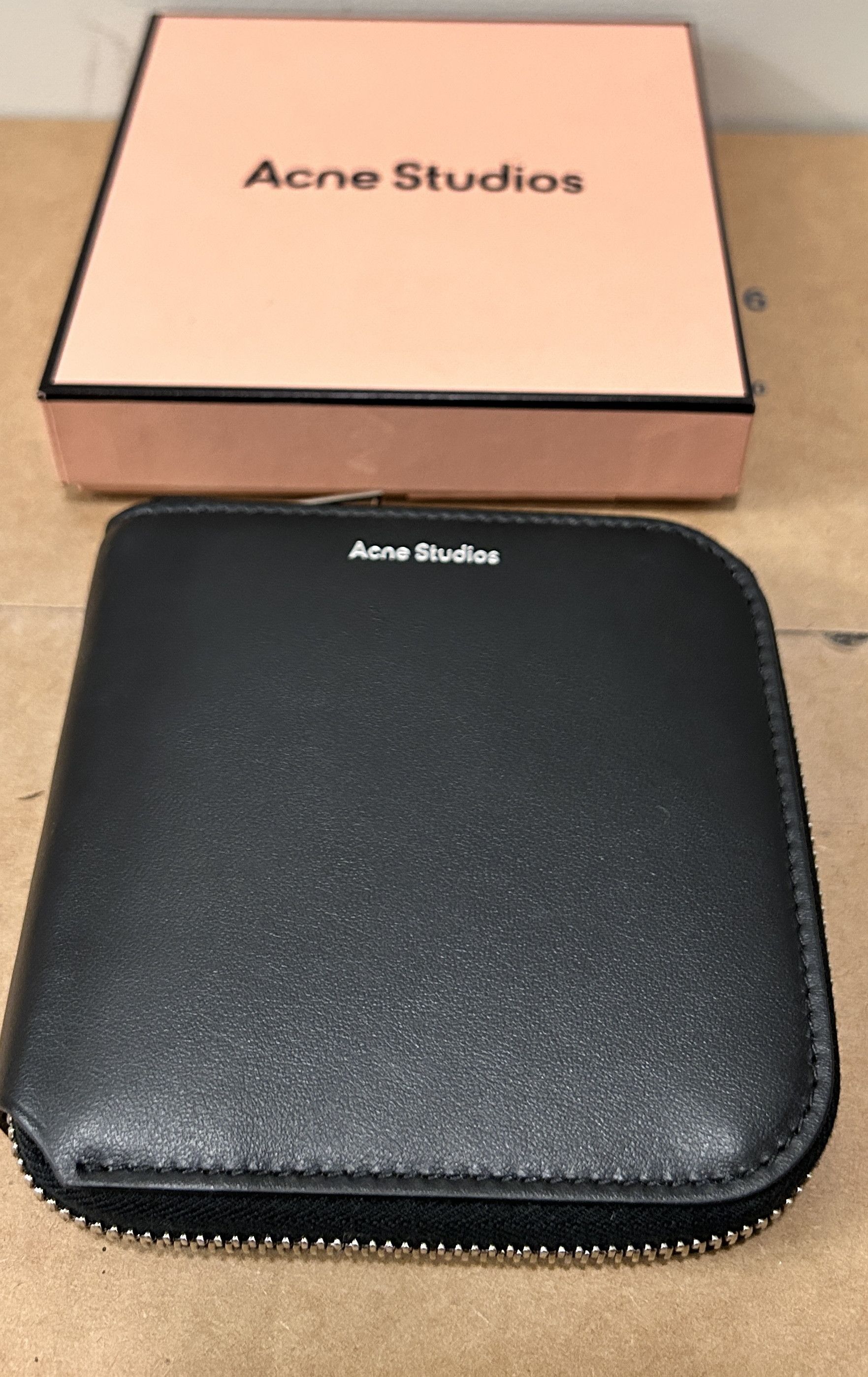 Acne Studios ACNE STUDIOS ZIPPERED WALLET BLACK Size ONE SIZE - 5 Thumbnail