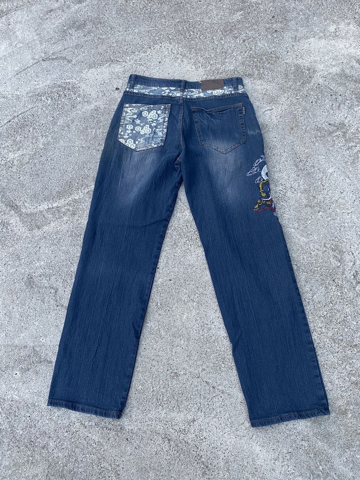 20471120 💸BINDINGOFFER💸Infinity Satan Japan Sakura Embordierd Jeans Size US 32 / EU 48 - 3 Thumbnail