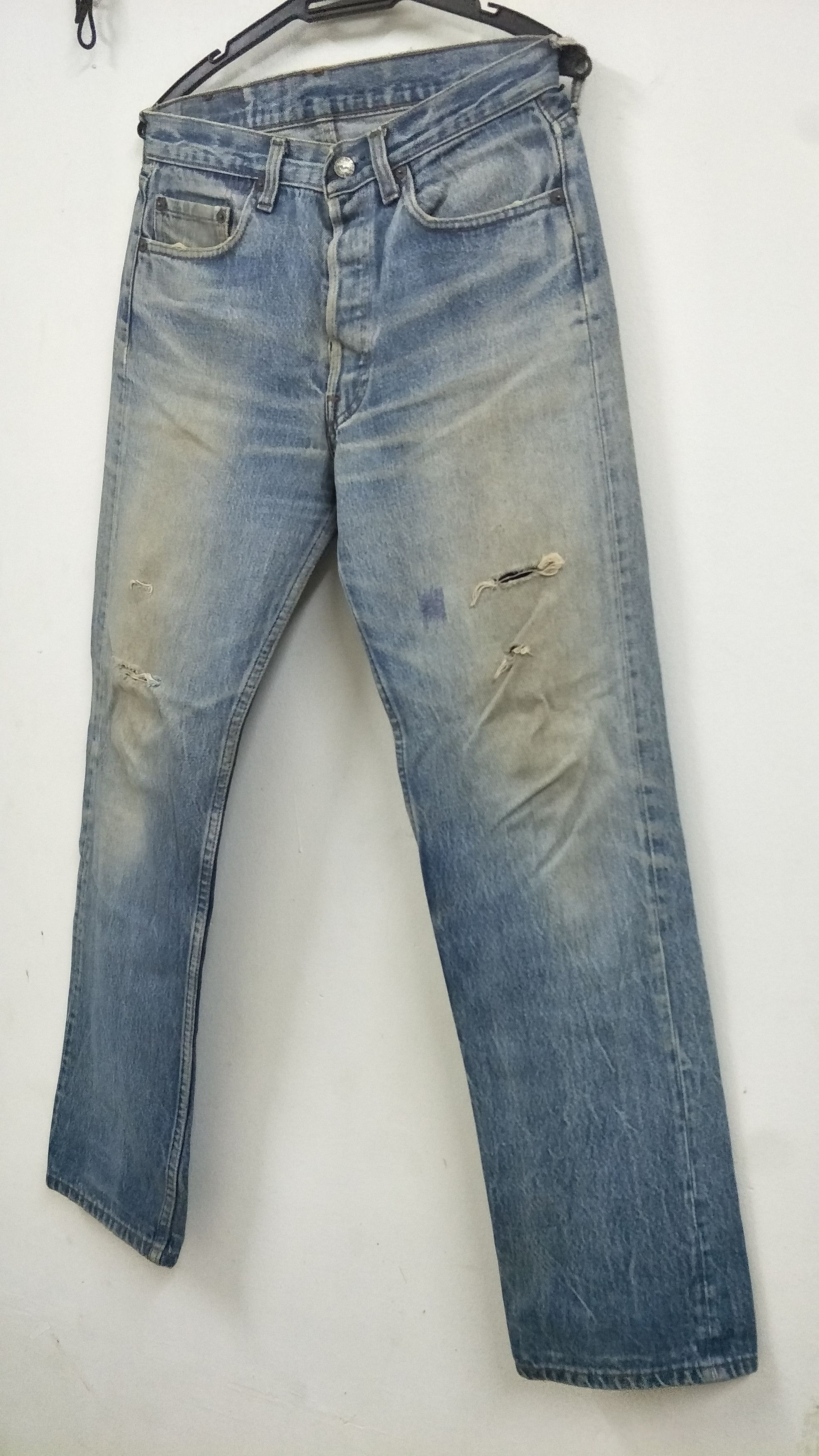 Levi's × Vintage VINTAGE LEVIS 501 DISTRESSED DENIM Size US 29 - 11 Thumbnail