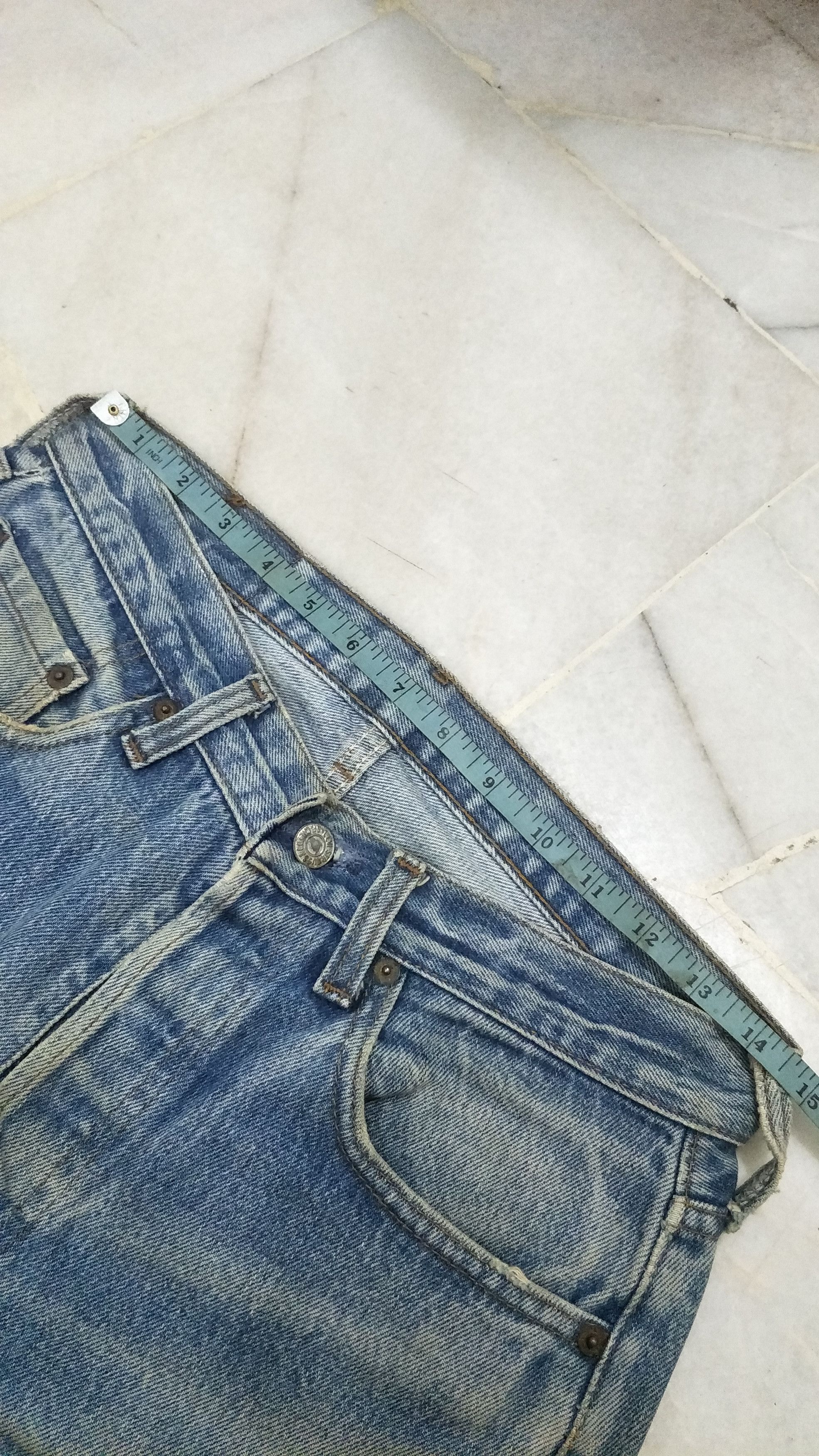 Levi's × Vintage VINTAGE LEVIS 501 DISTRESSED DENIM Size US 29 - 19 Thumbnail