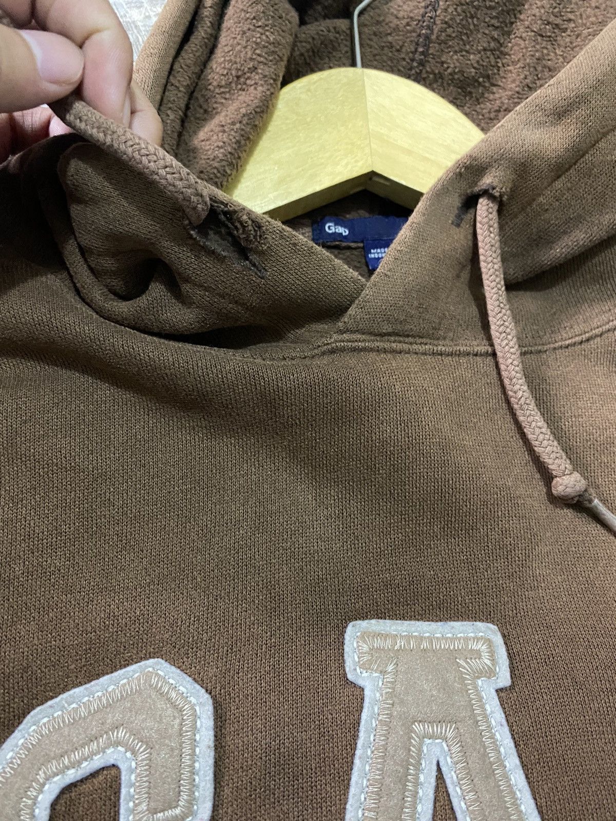 Gap 💸BINDINGOFFER💸Vintage Gap Brown Hoddie XS Fit Medium Size US M / EU 48-50 / 2 - 8 Thumbnail